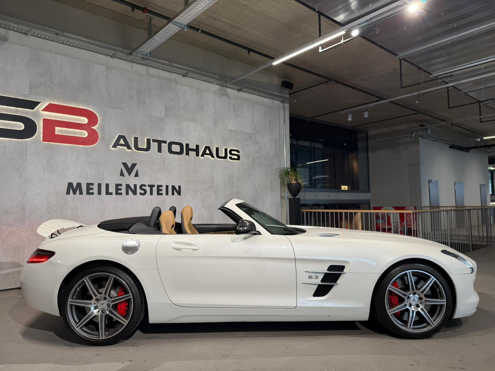 MERCEDES-BENZ SLS 63 AMG Speedshift-image-16