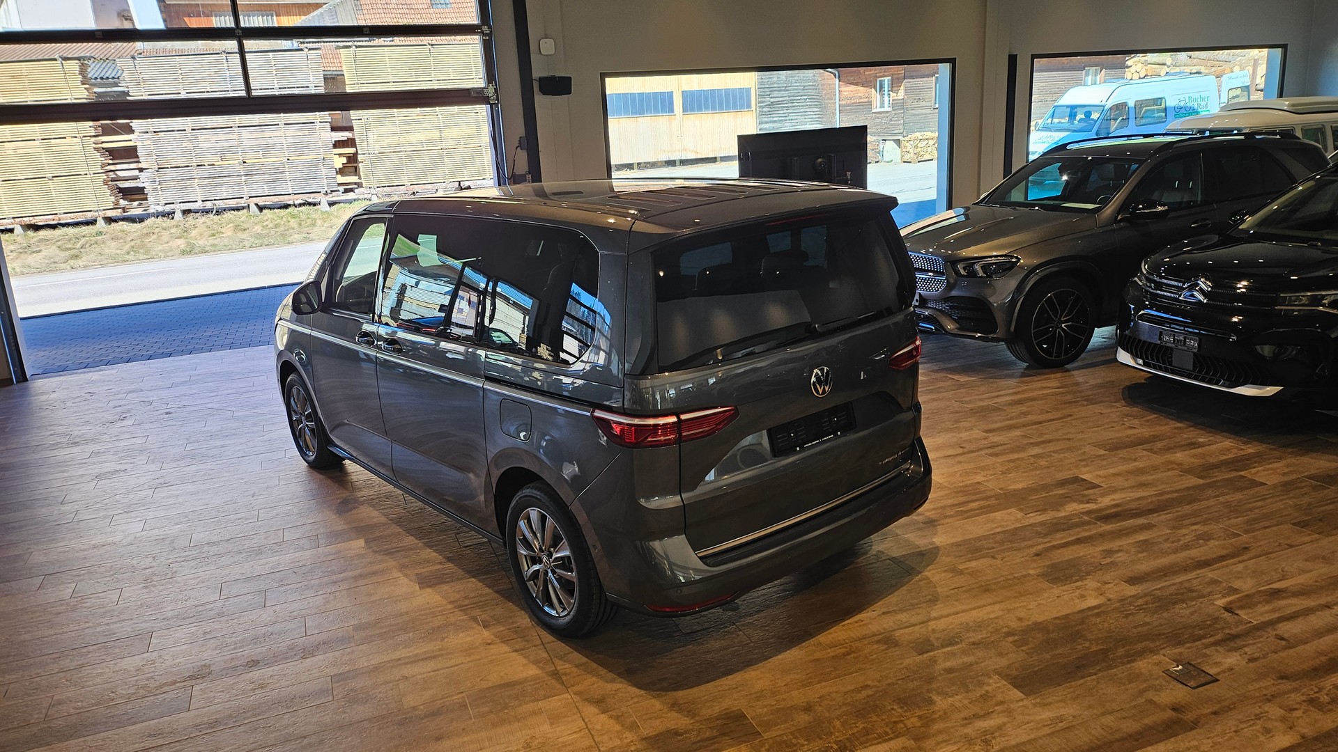 VW Multivan 1.5 eHybrid Style 4Motion DSG-image-13