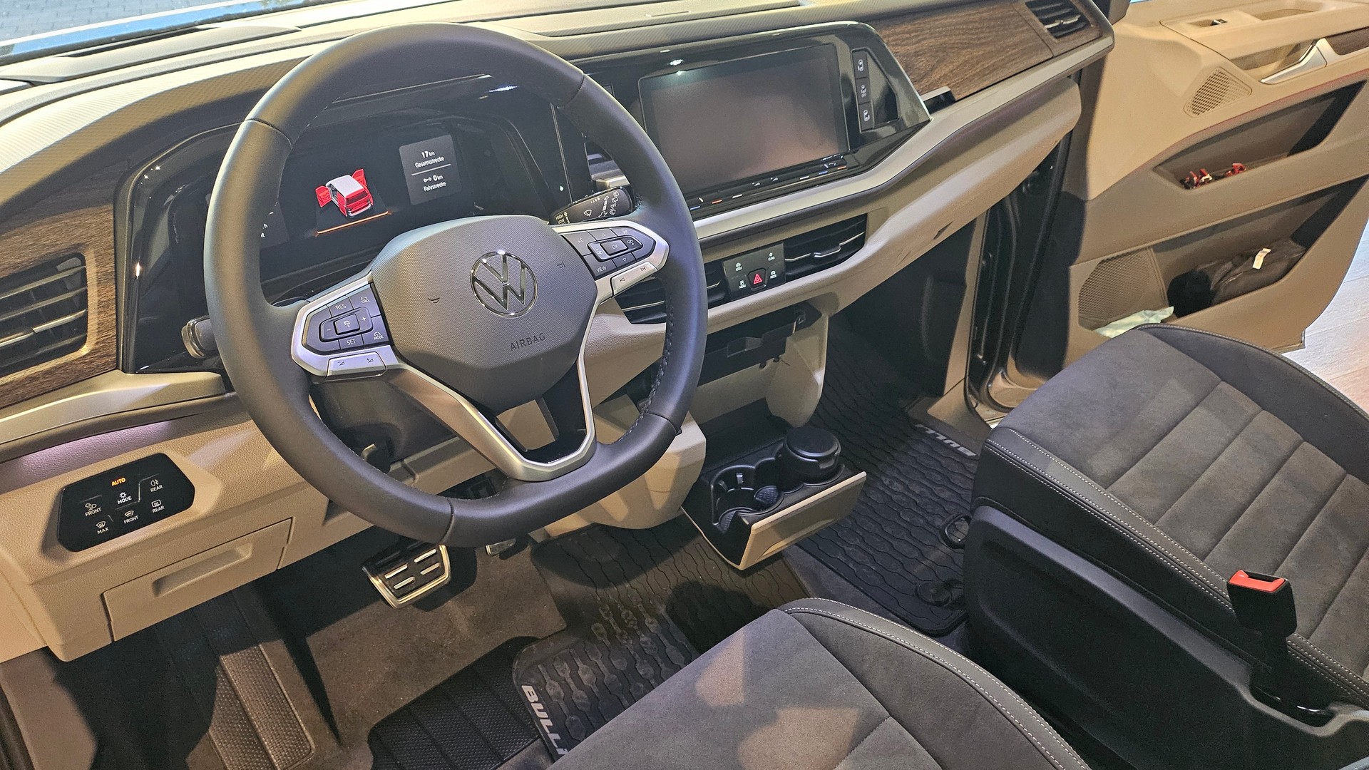 VW Multivan 1.5 eHybrid Style 4Motion DSG-image-22
