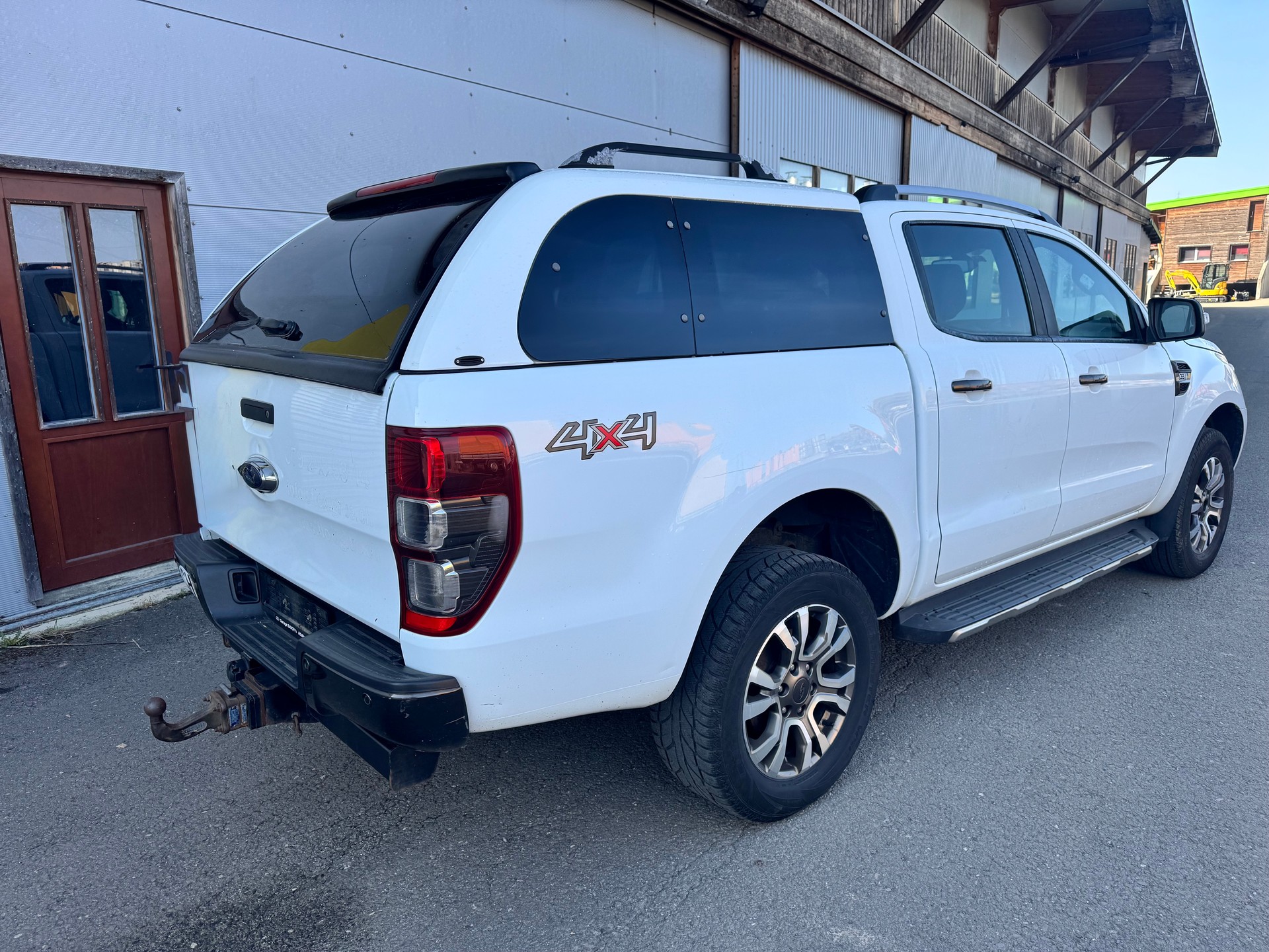 FORD Ranger Wildtrak 3.2 TDCi 4x4 A-image-5