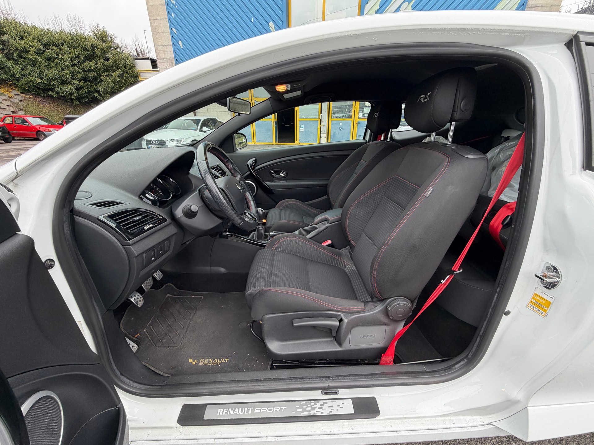 RENAULT Mégane Coupé 2.0 16V Turbo RS-image-5