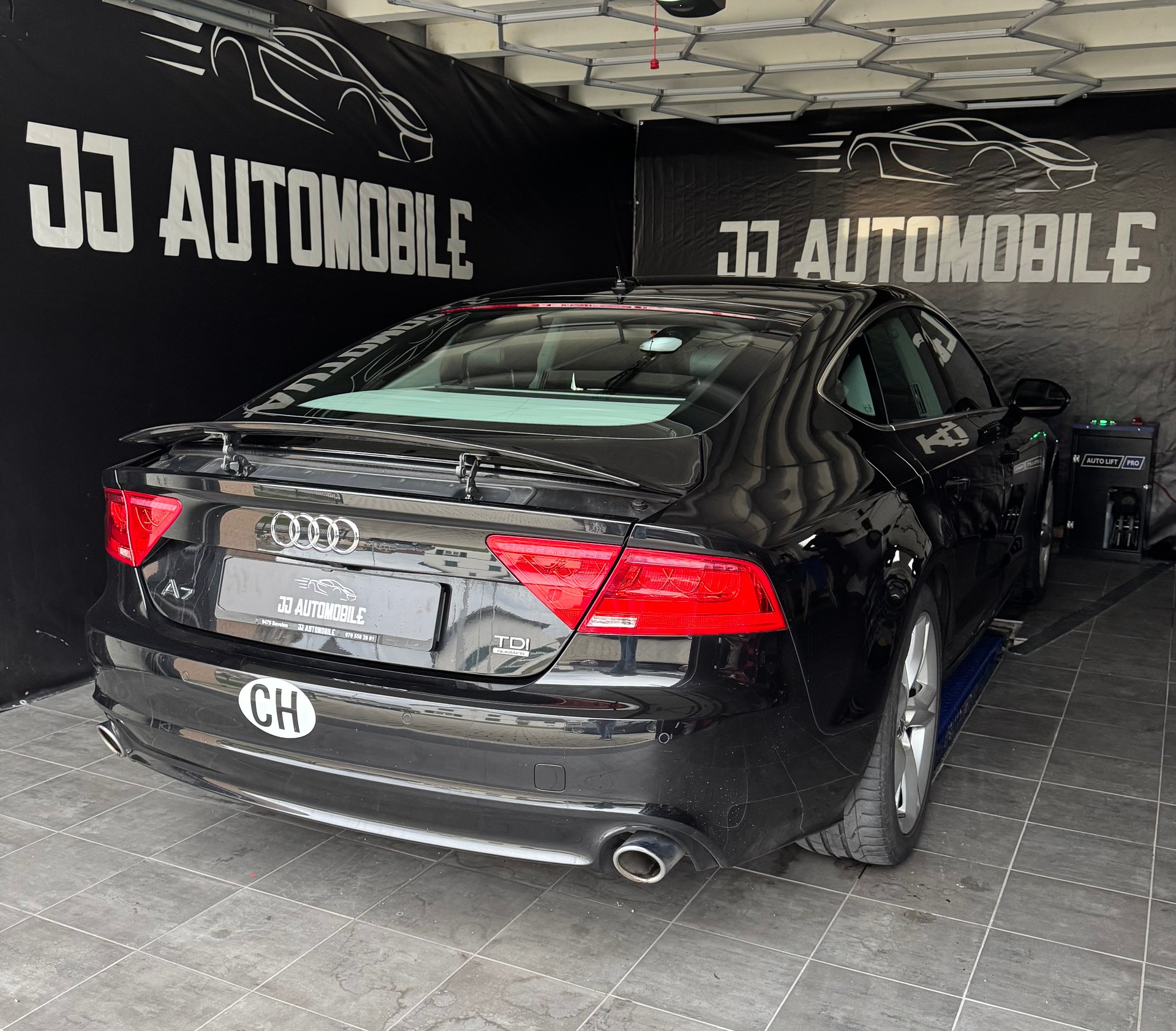 AUDI A7 Sportback 3.0 TDI quattro S-tronic-image-3