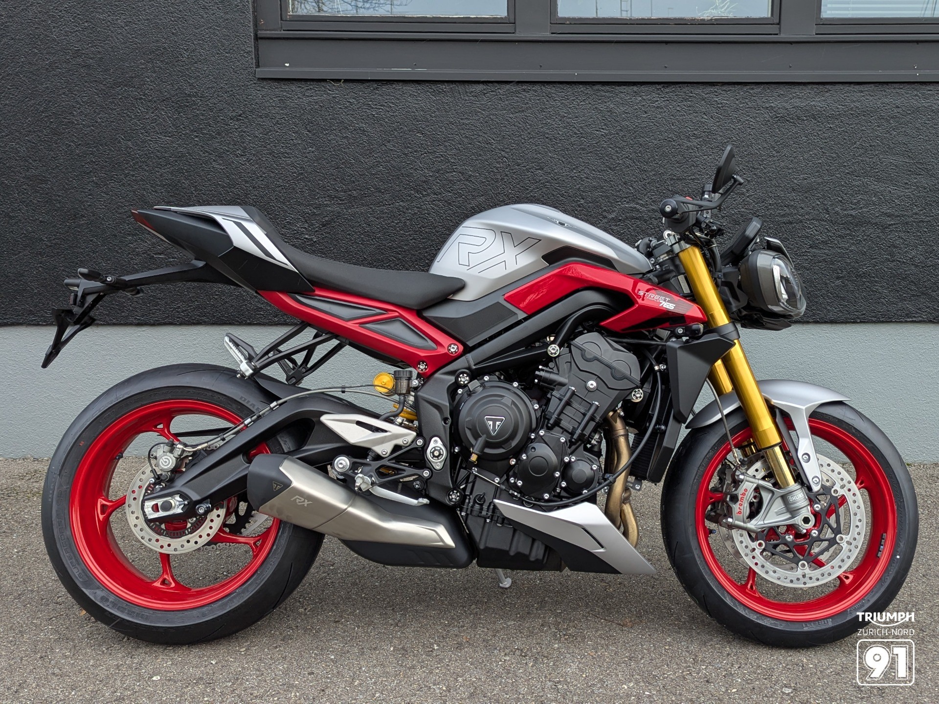 TRIUMPH Street Triple-image-0