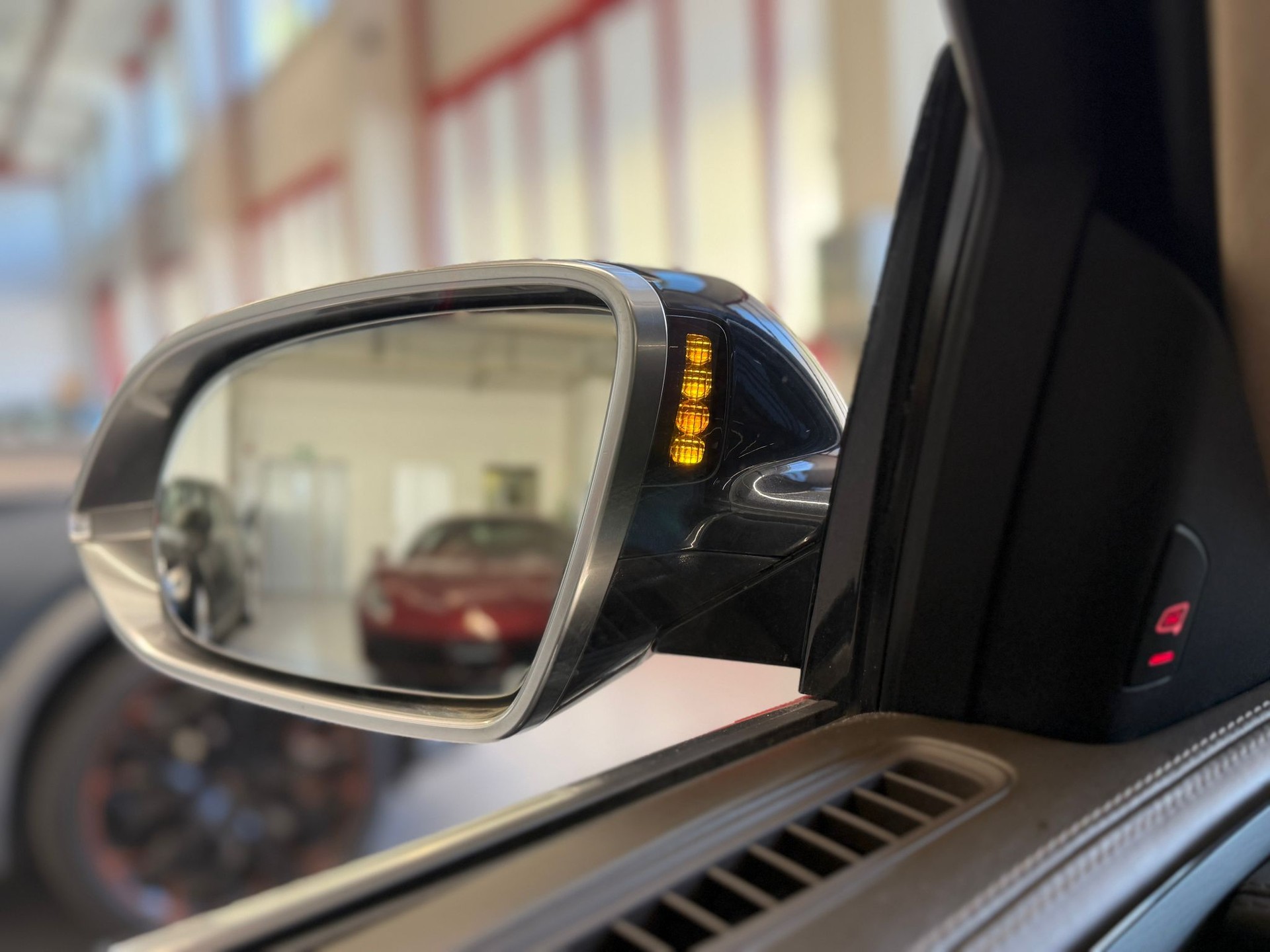AUDI A8 L 6.3 FSI W12 quattro tiptronic-image-24