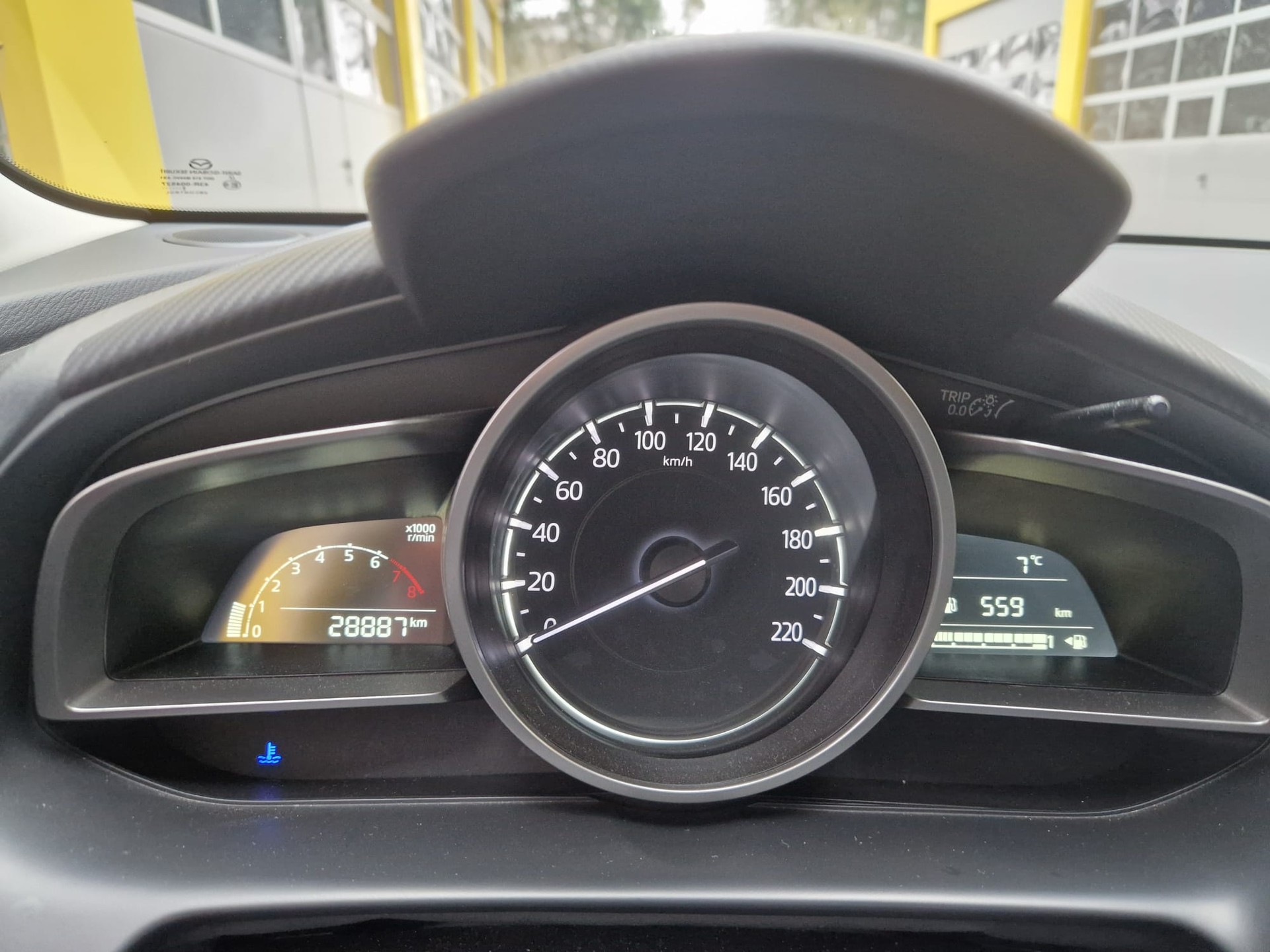 MAZDA 2 SKYACTIV-G 90 Ambition Plus-image-4