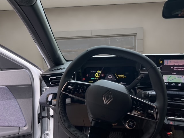 RENAULT R5 E-Tech Comfort Range techno-image-5