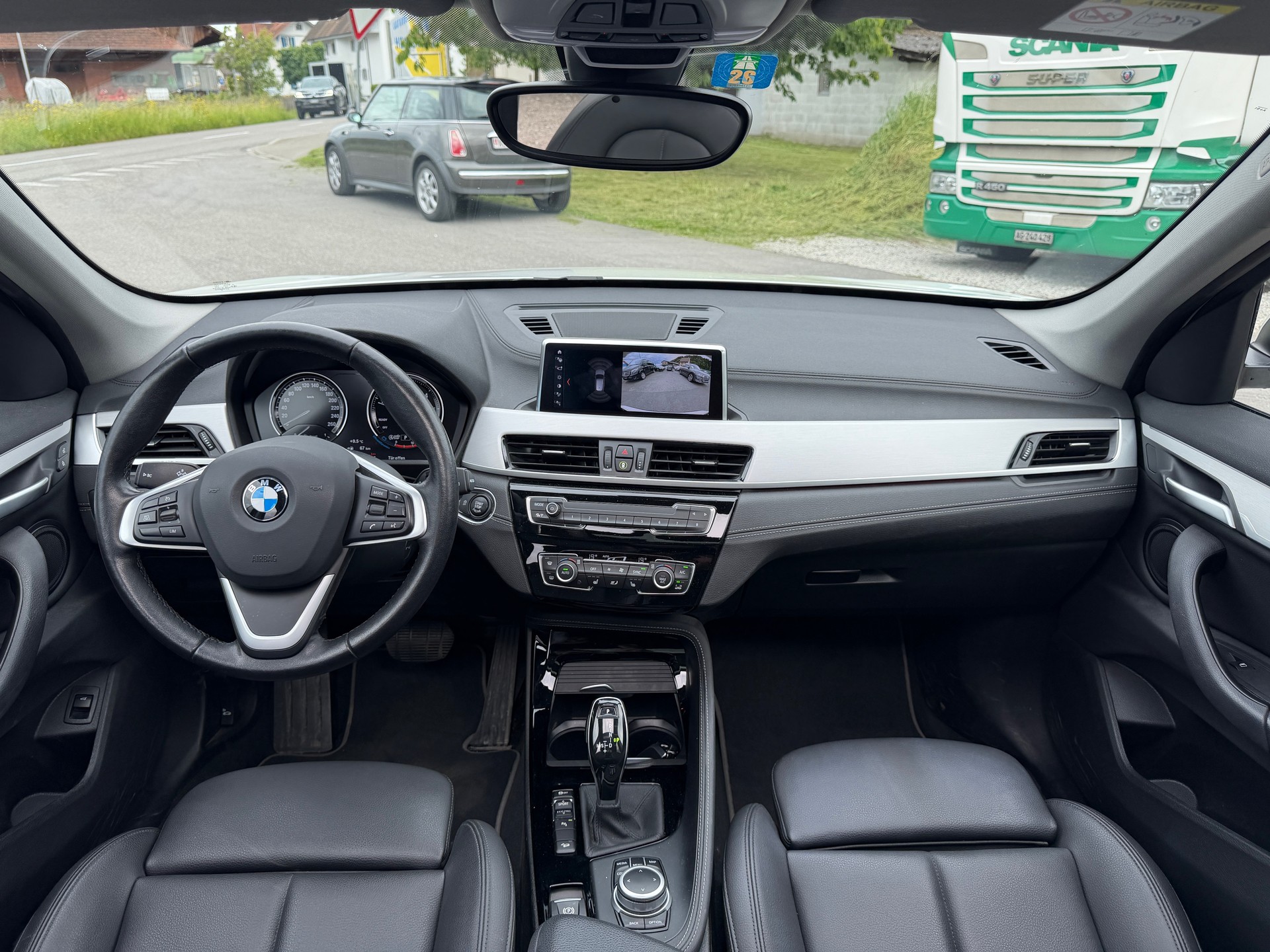 BMW X1 xDrive 18d xLine Steptronic-image-6