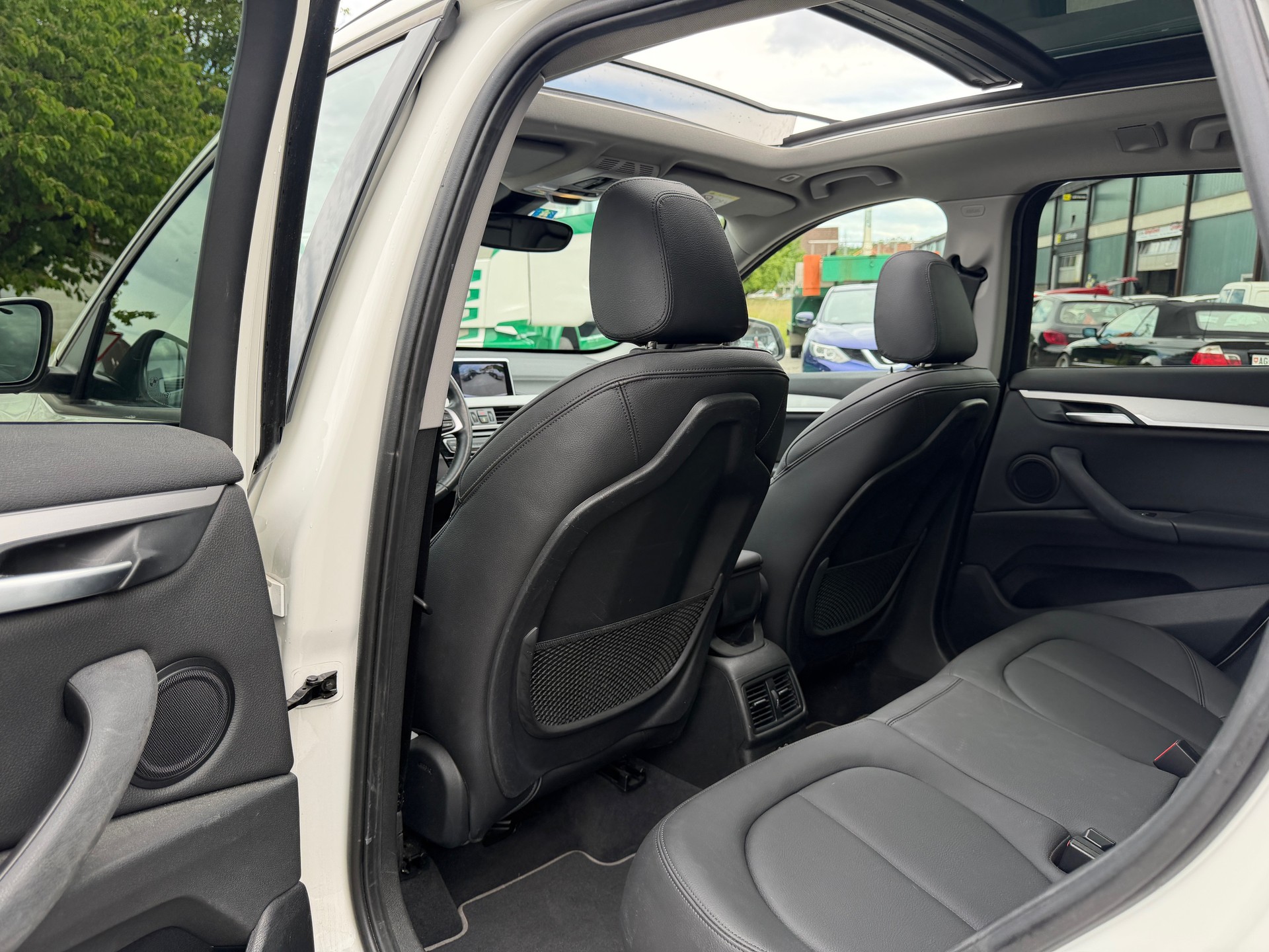 BMW X1 xDrive 18d xLine Steptronic-image-8