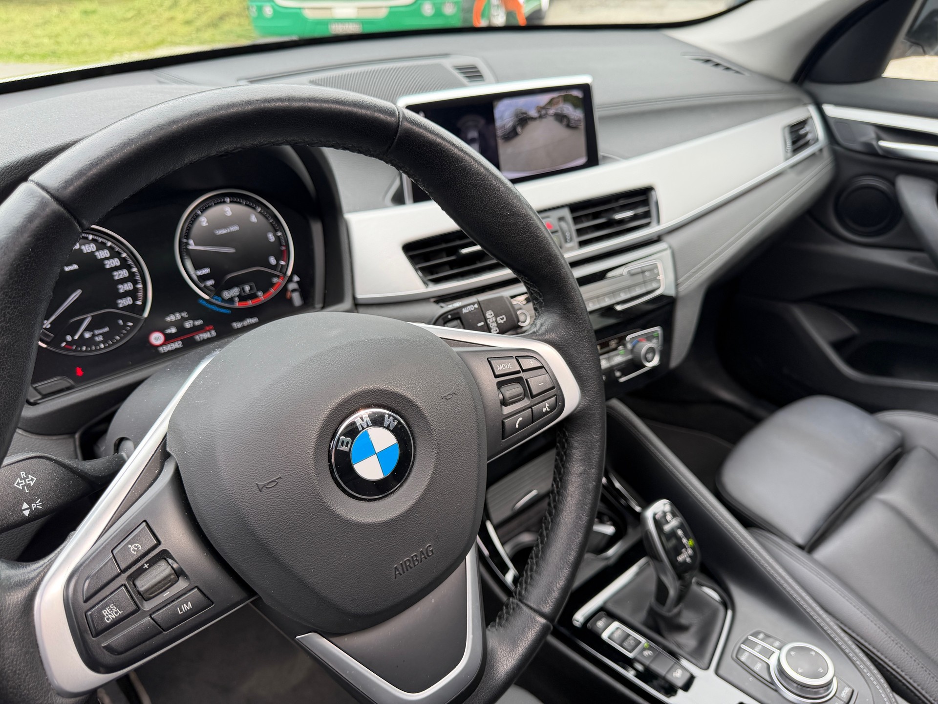 BMW X1 xDrive 18d xLine Steptronic-image-10