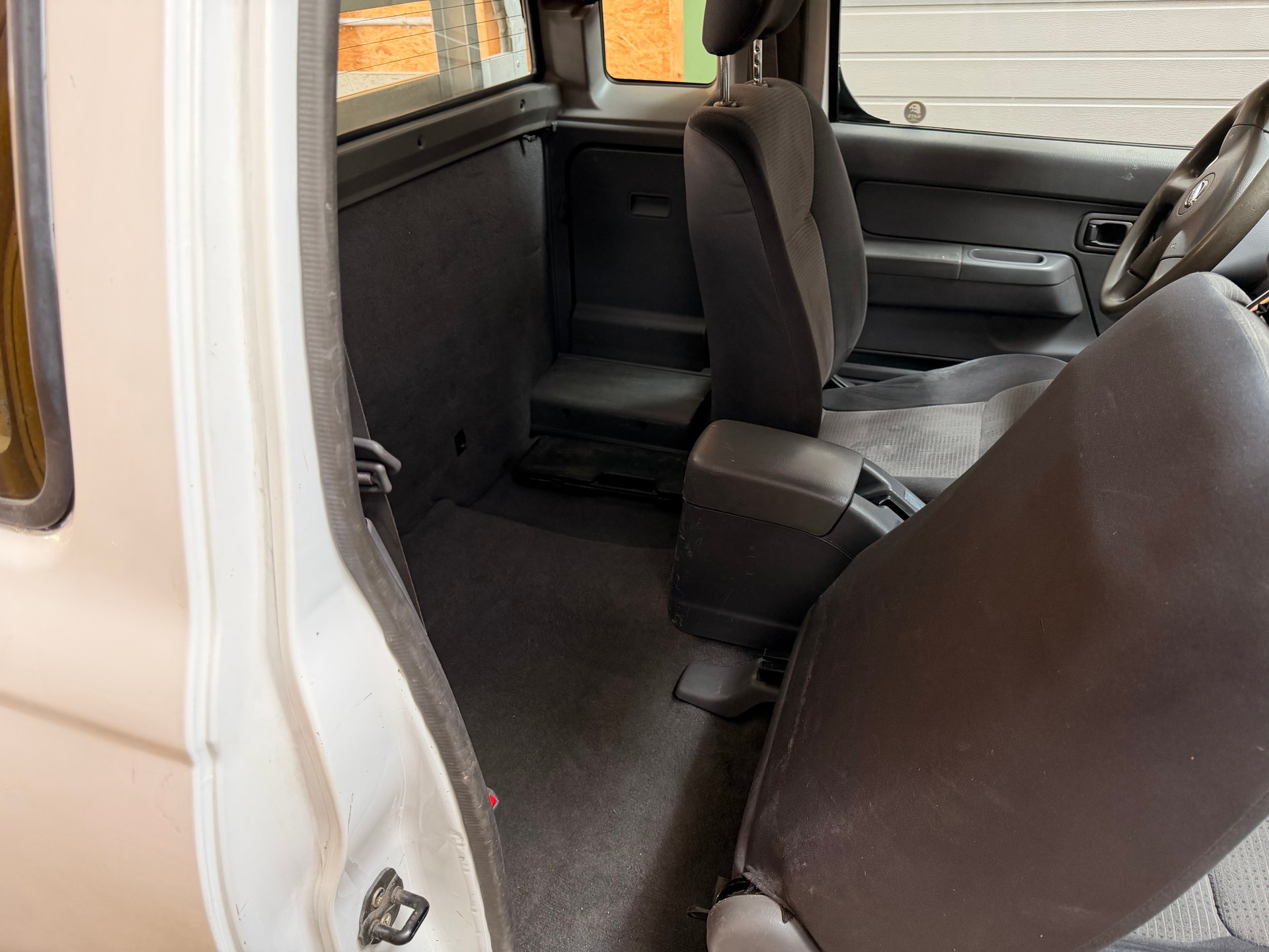 NISSAN King Cab Navara 2.5 Di 4x4-image-5