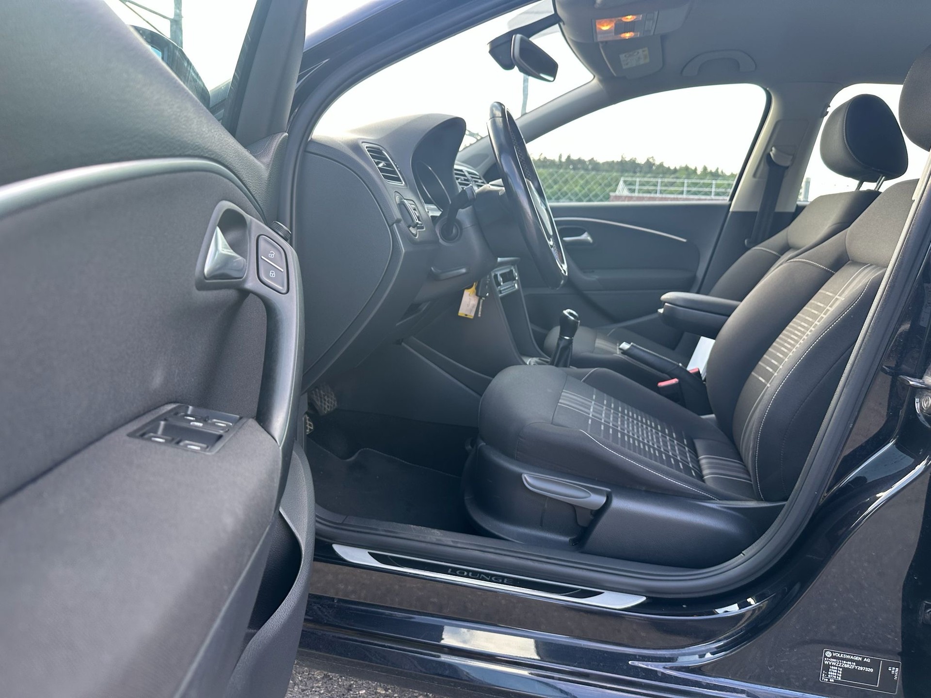 VW Polo 1.2 TSI BMT Lounge-image-6