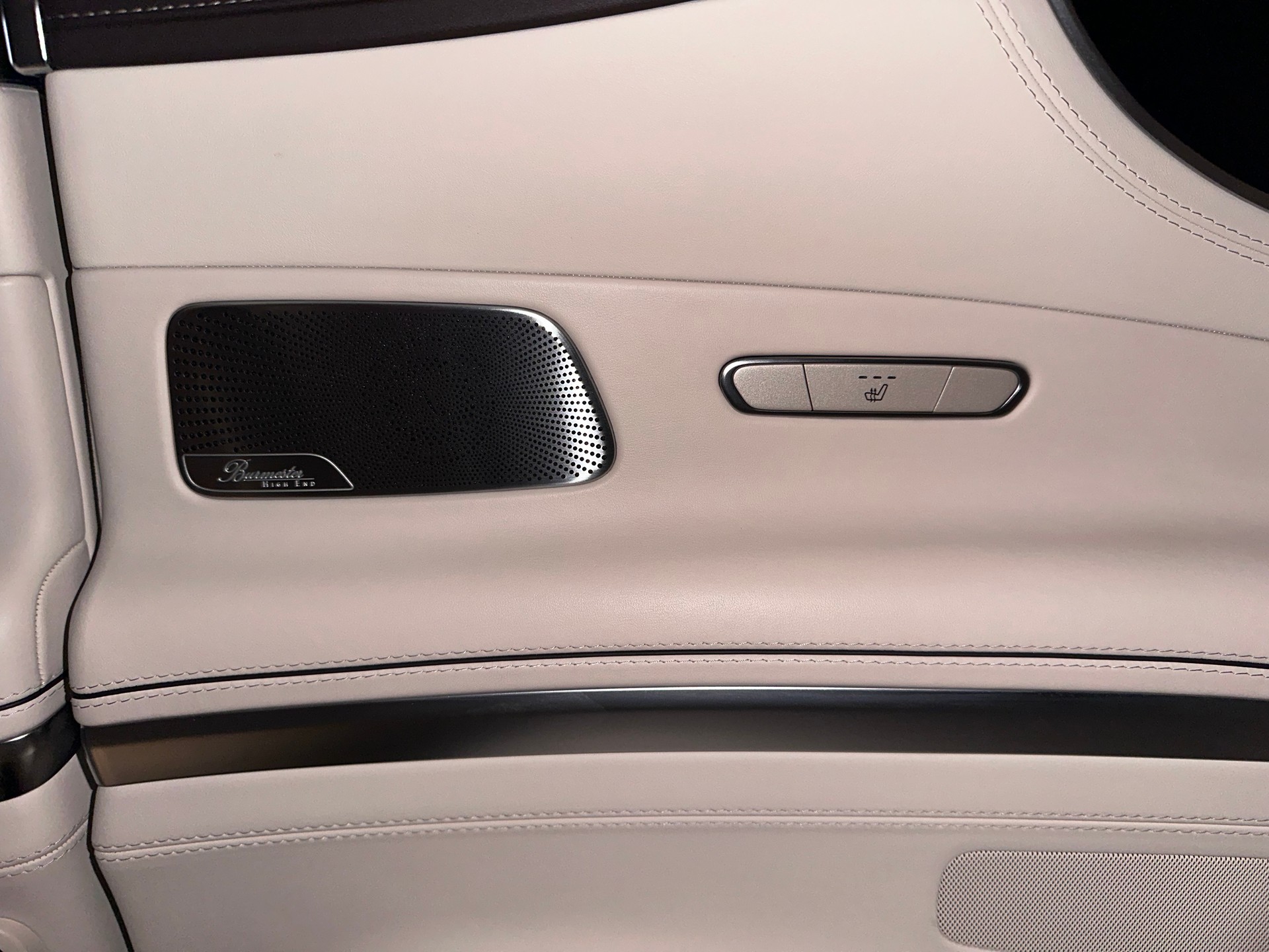 MERCEDES-BENZ S 63 V8 AMG 4matic+ / Leasingübernahme möglich (CHF 1'143.70)-image-10