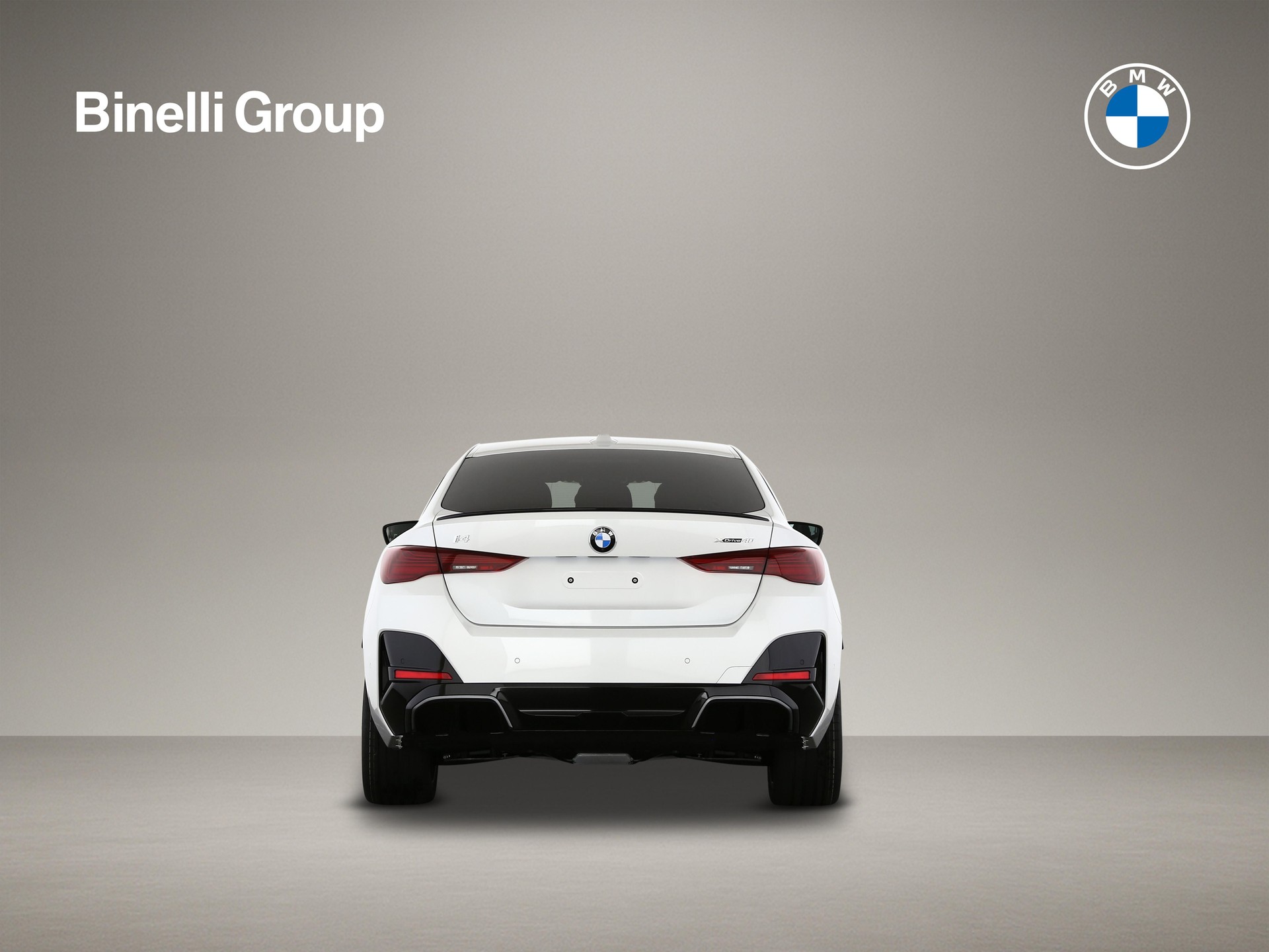 BMW i4 xDrive40-showroom-element-3