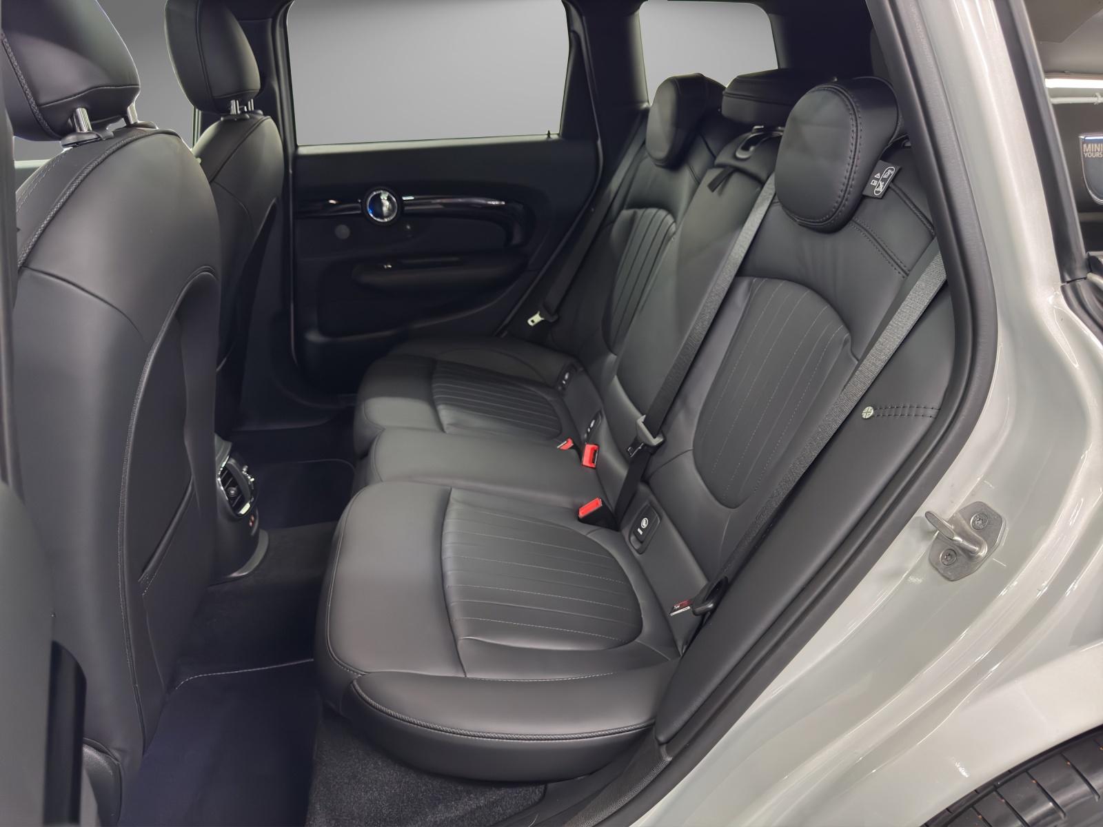 MINI Clubman S ALL4-image-13