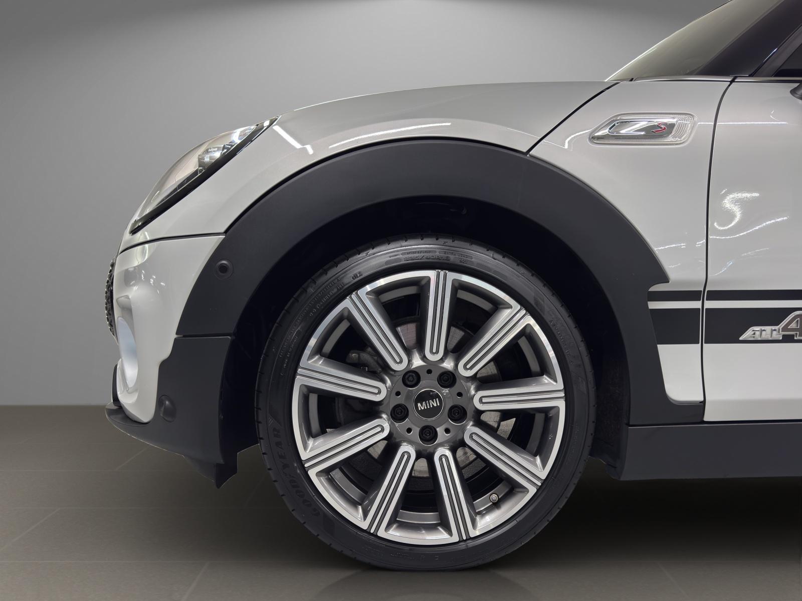 MINI Clubman S ALL4-image-8