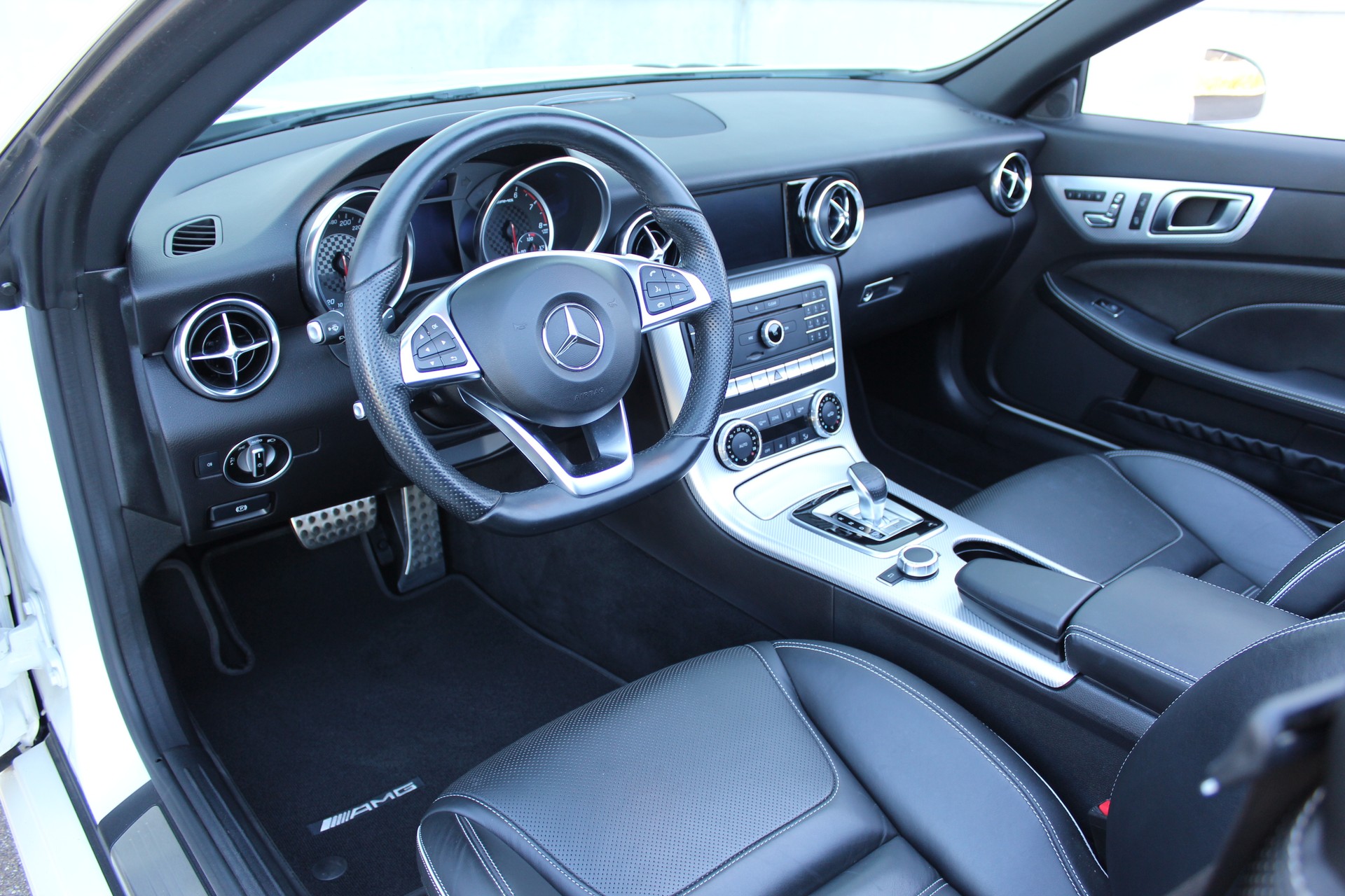 MERCEDES-BENZ SLC 43 AMG 9G-Tronic-image-6