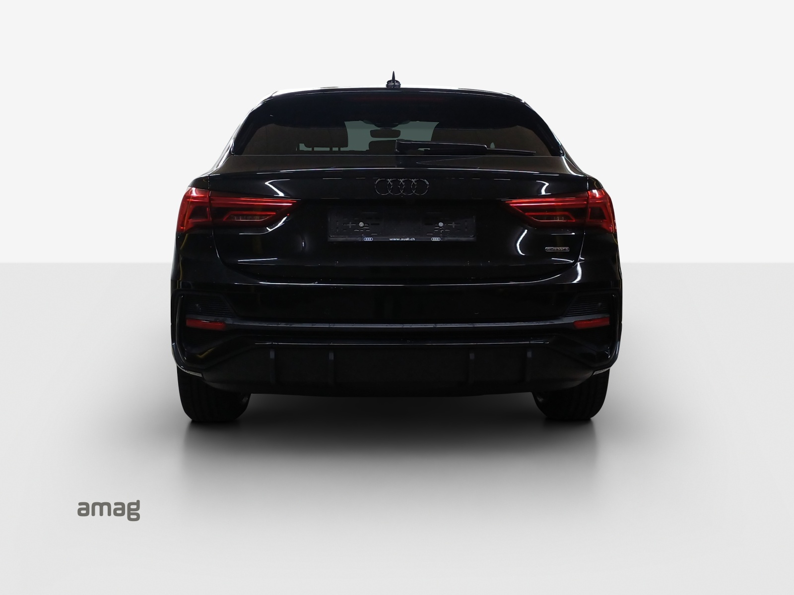 AUDI Q3 Sportback 40 TFSI S line quattro S-tronic-showroom-element-3