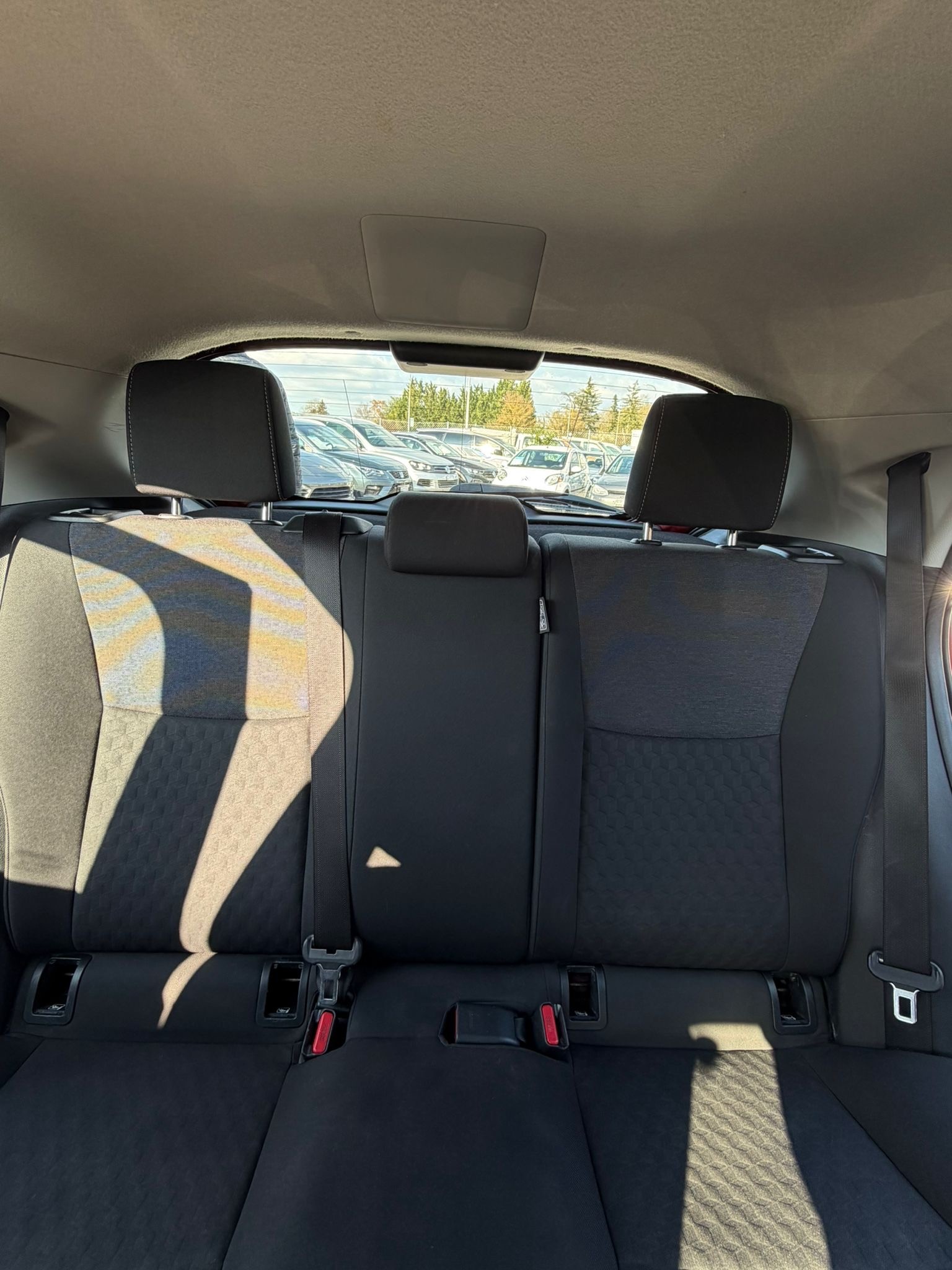 TOYOTA Yaris 1.5 Active e-CVT-image-13
