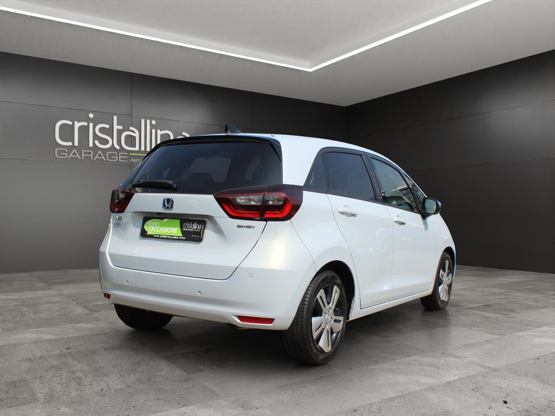 HONDA Jazz 1.5 i-MMD Executive-showroom-element-3