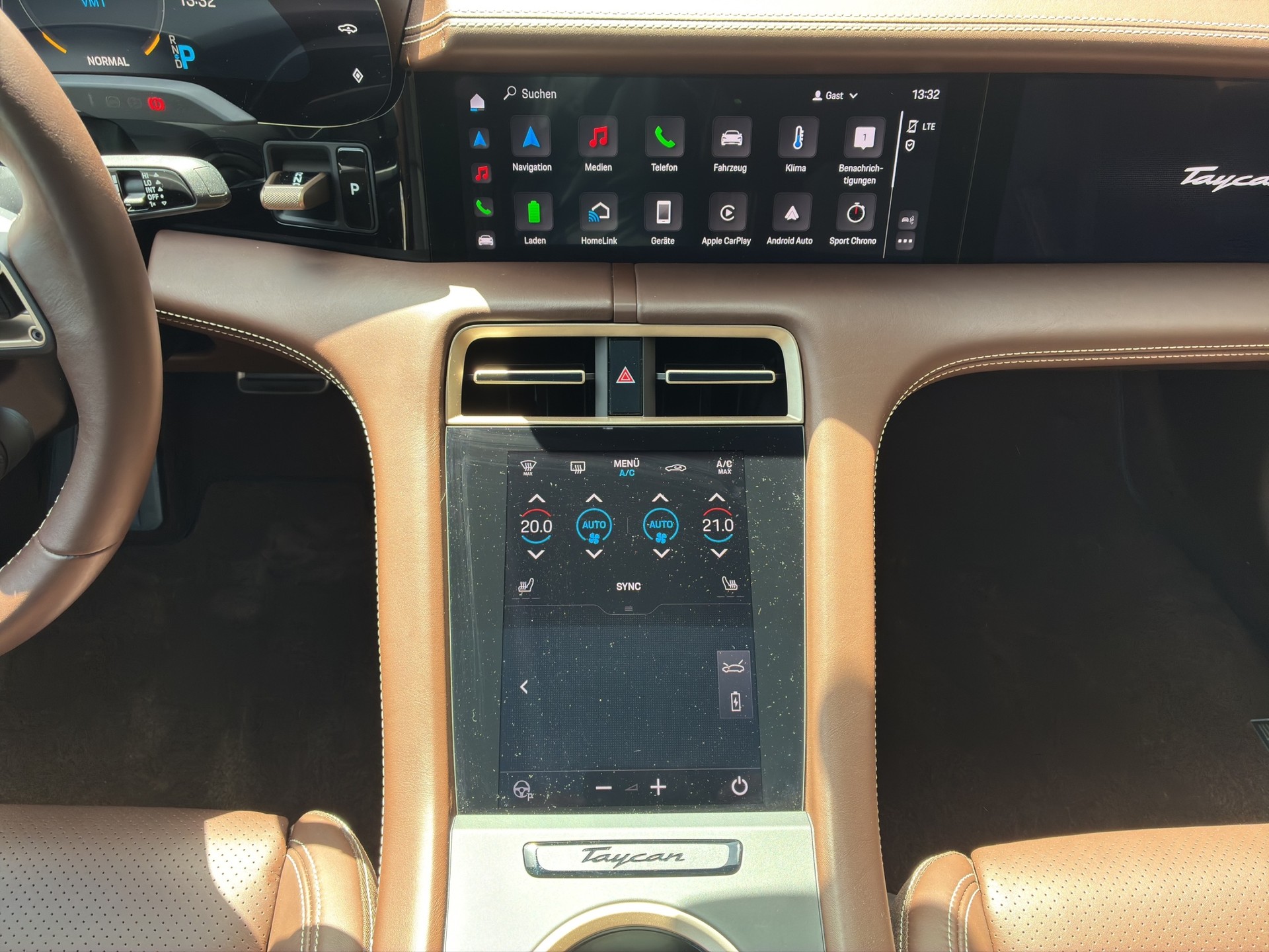 PORSCHE Taycan Turbo S-image-13