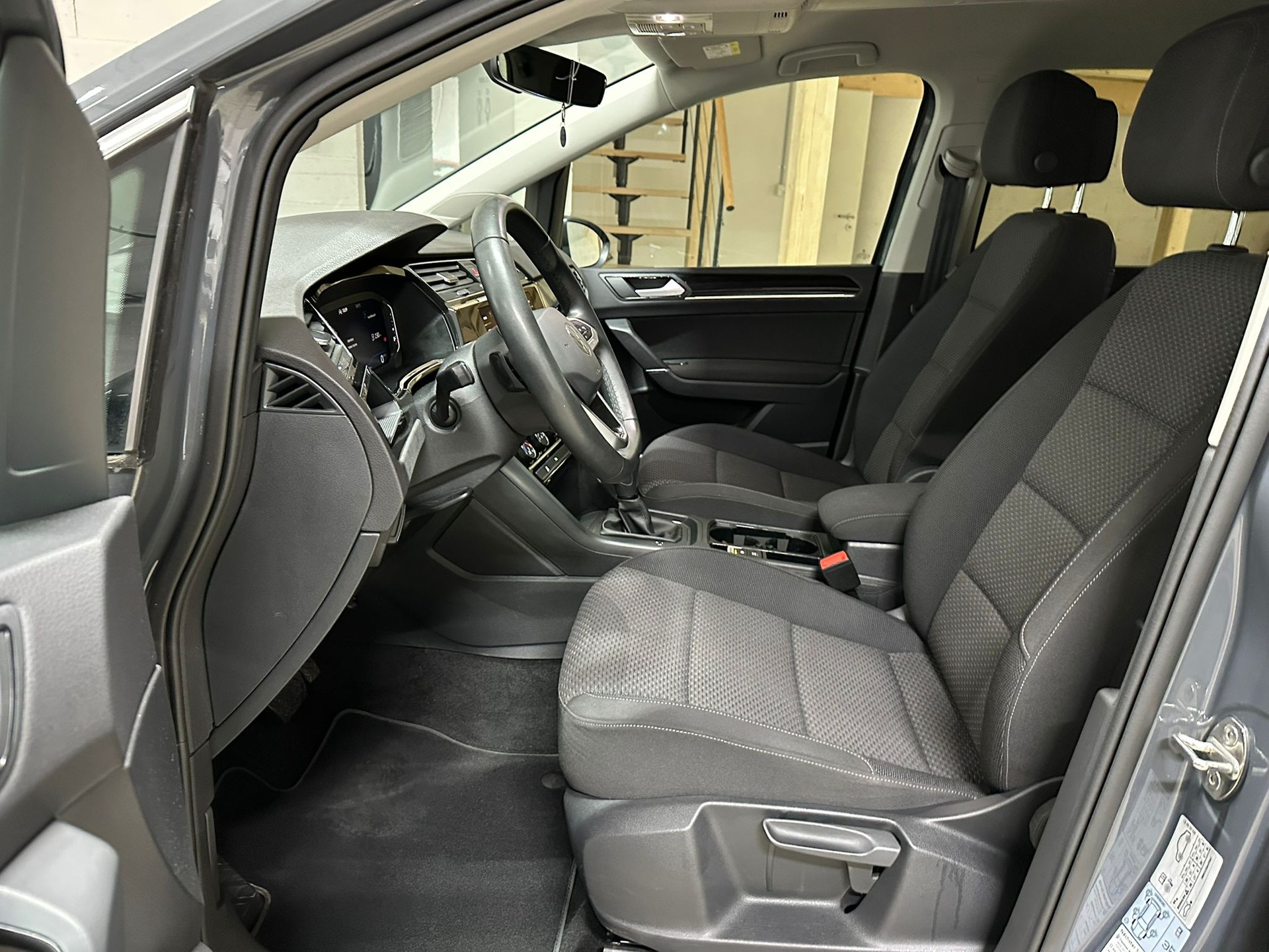 VW Touran 2.0 TDI BlueMotion Technology Comfortline DSG-image-12