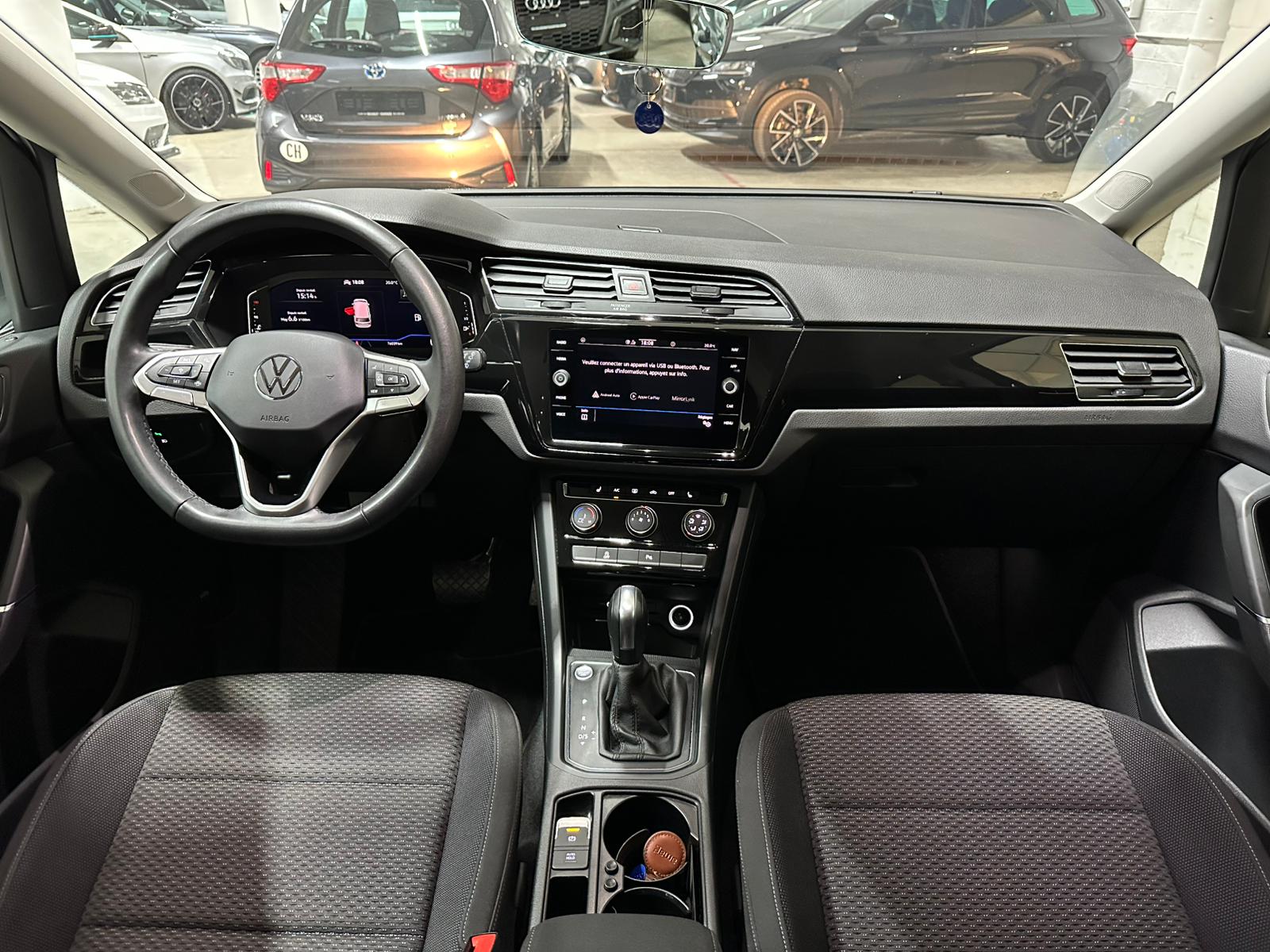 VW Touran 2.0 TDI BlueMotion Technology Comfortline DSG-image-11
