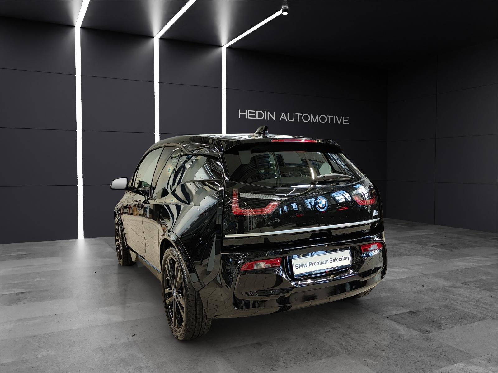 BMW i3 S 120 Ah Attraktiven Leasingzinssatz ab 0.9 % bei Abschluss einer BMW Fahrzeugversicherung.-showroom-element-3