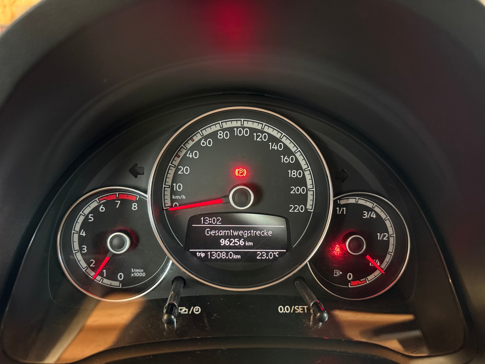 VW Up 1.0 TSI BMT move up-image-8