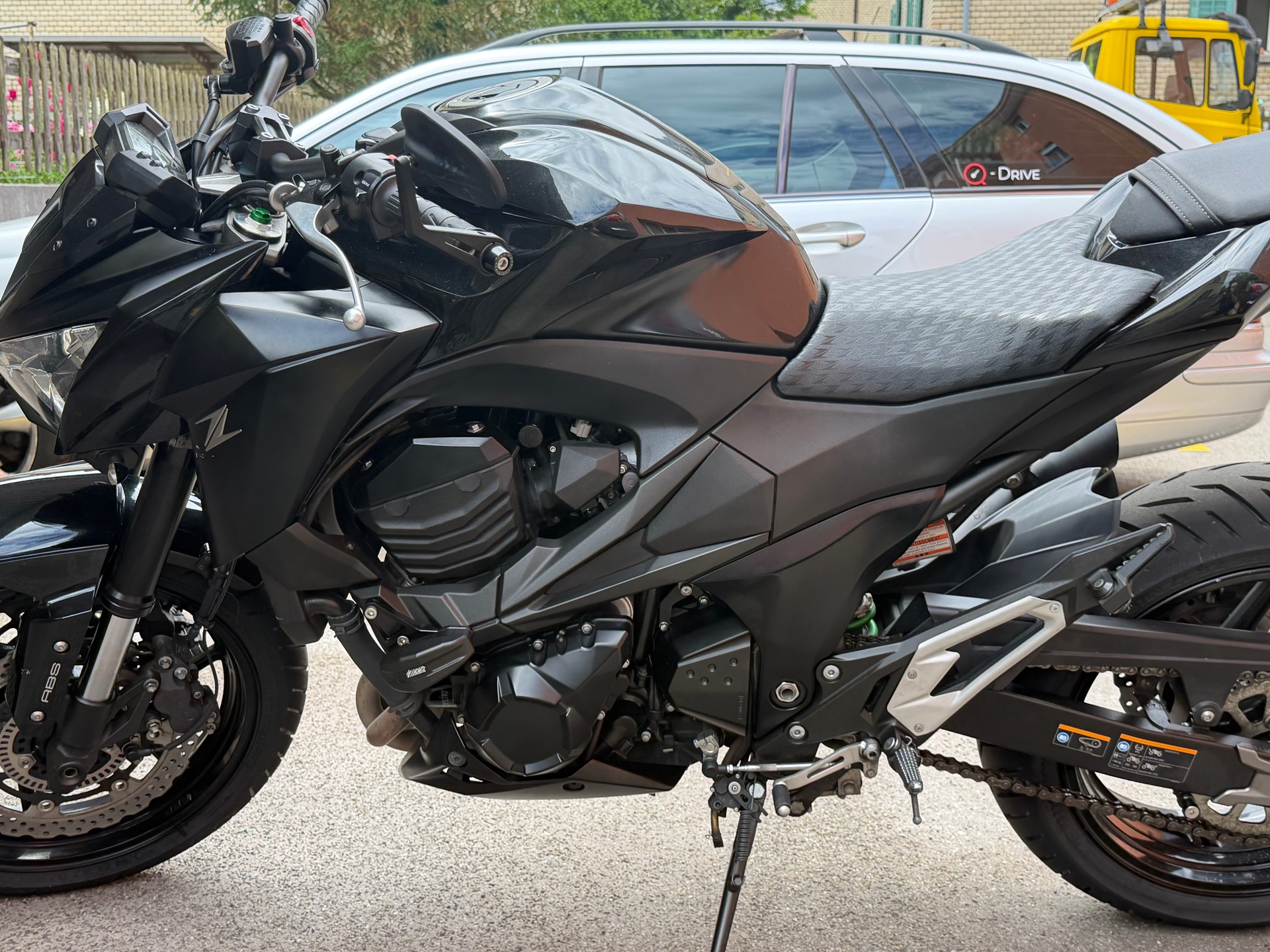 KAWASAKI Z 800 ABS-image-2