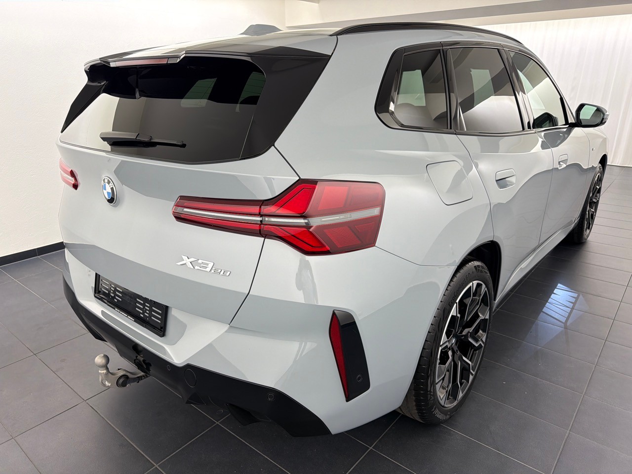 BMW X3 xDr 20 48V M Sport Pro-showroom-element-2