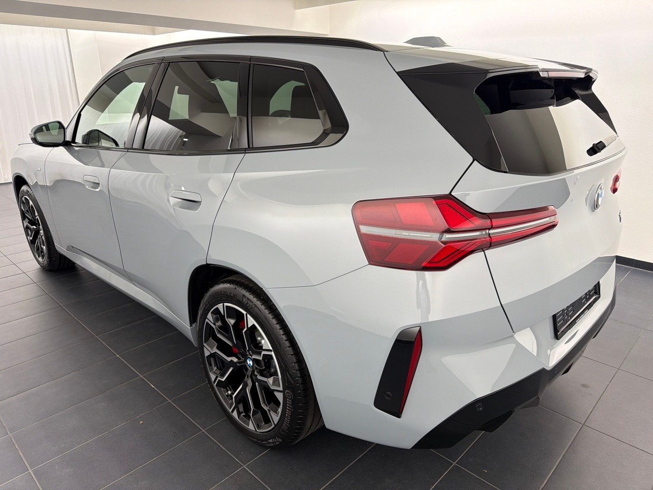 BMW X3 xDr 20 48V M Sport Pro-showroom-element-1