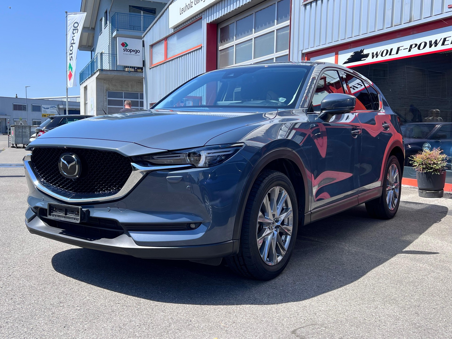 MAZDA CX-5 2.2 D 184 Revolution AWD-showroom-element-2