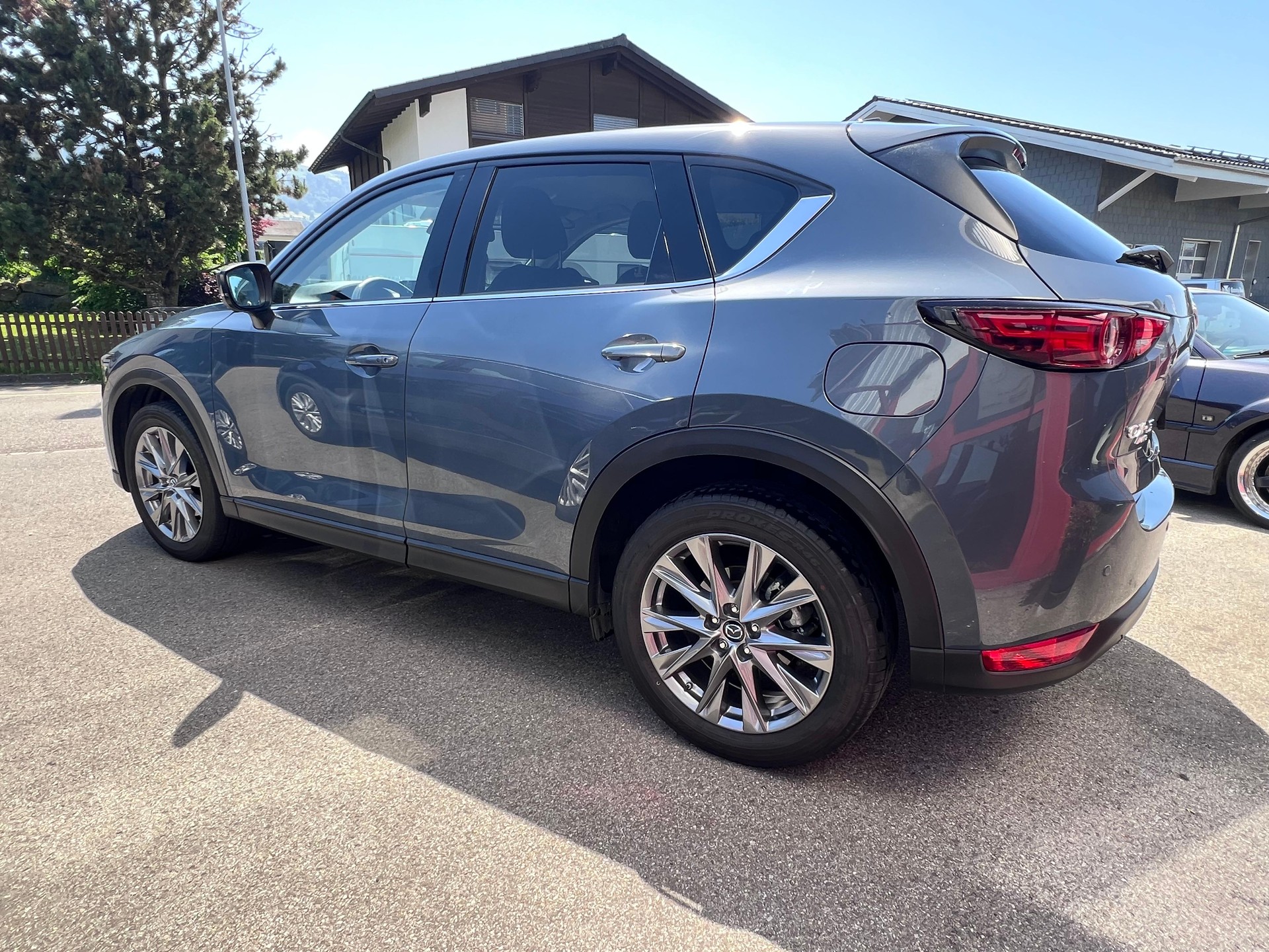 MAZDA CX-5 2.2 D 184 Revolution AWD-showroom-element-3
