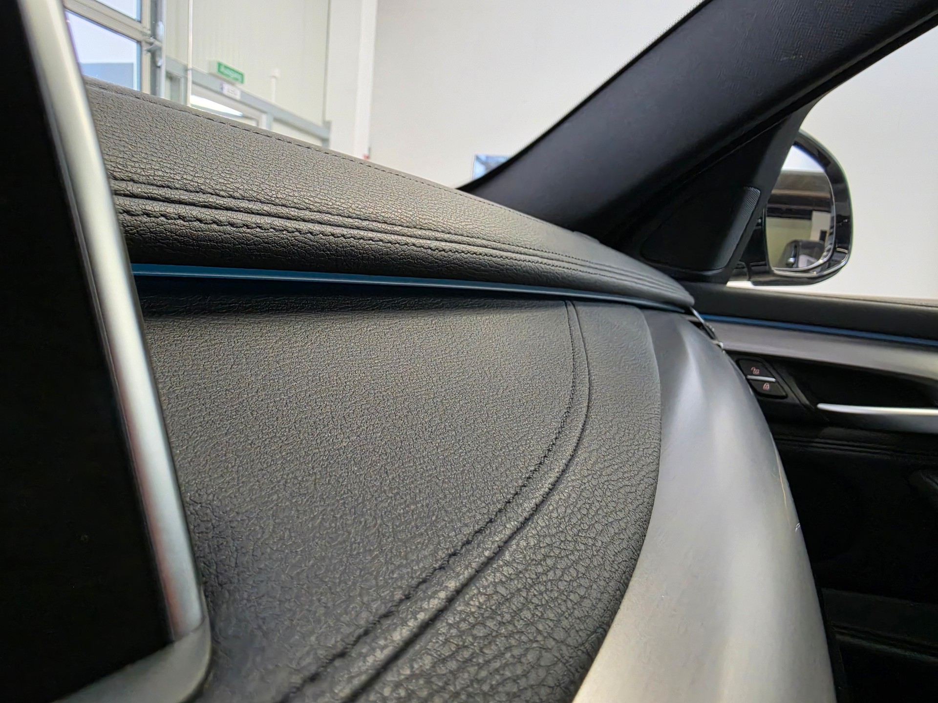 BMW X6 M50d Steptronic-image-11