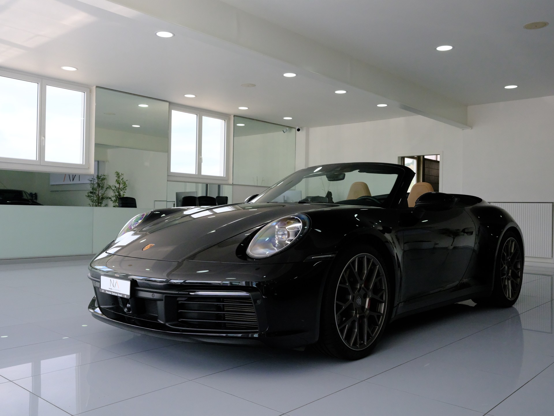PORSCHE 911 Carrera 4S Cabriolet PDK-showroom-element-3
