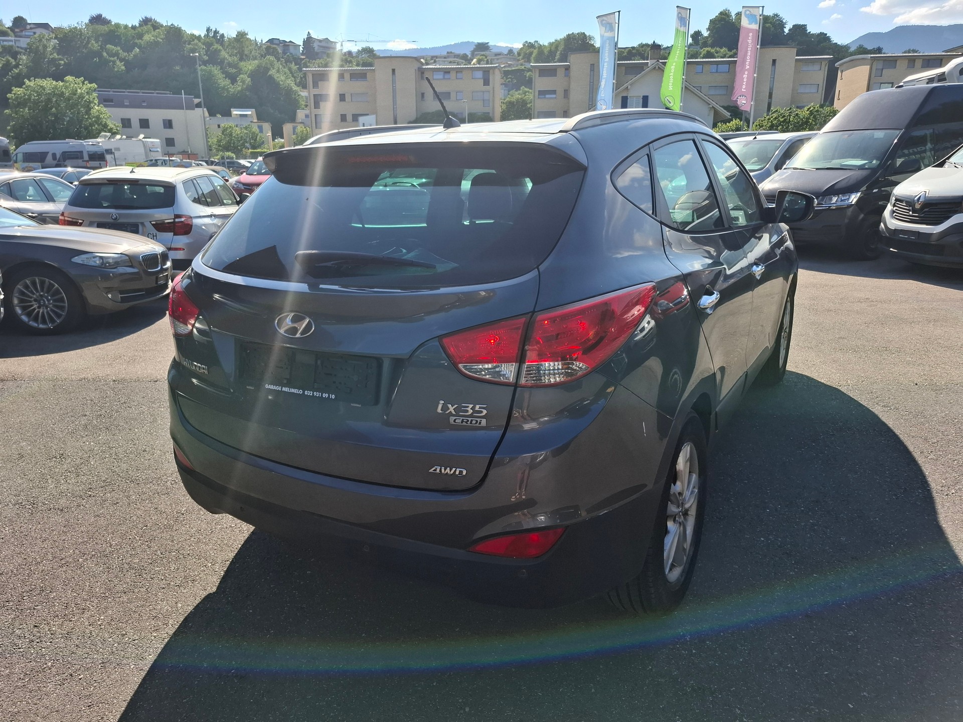 HYUNDAI iX 35 2.0 CRDi Premium 4WD Automatic-image-1