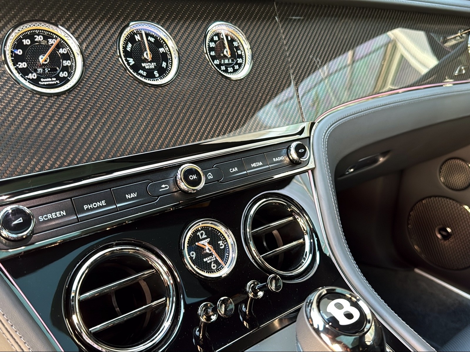 BENTLEY Continental GT S 4.0 V8 PHEV-image-12