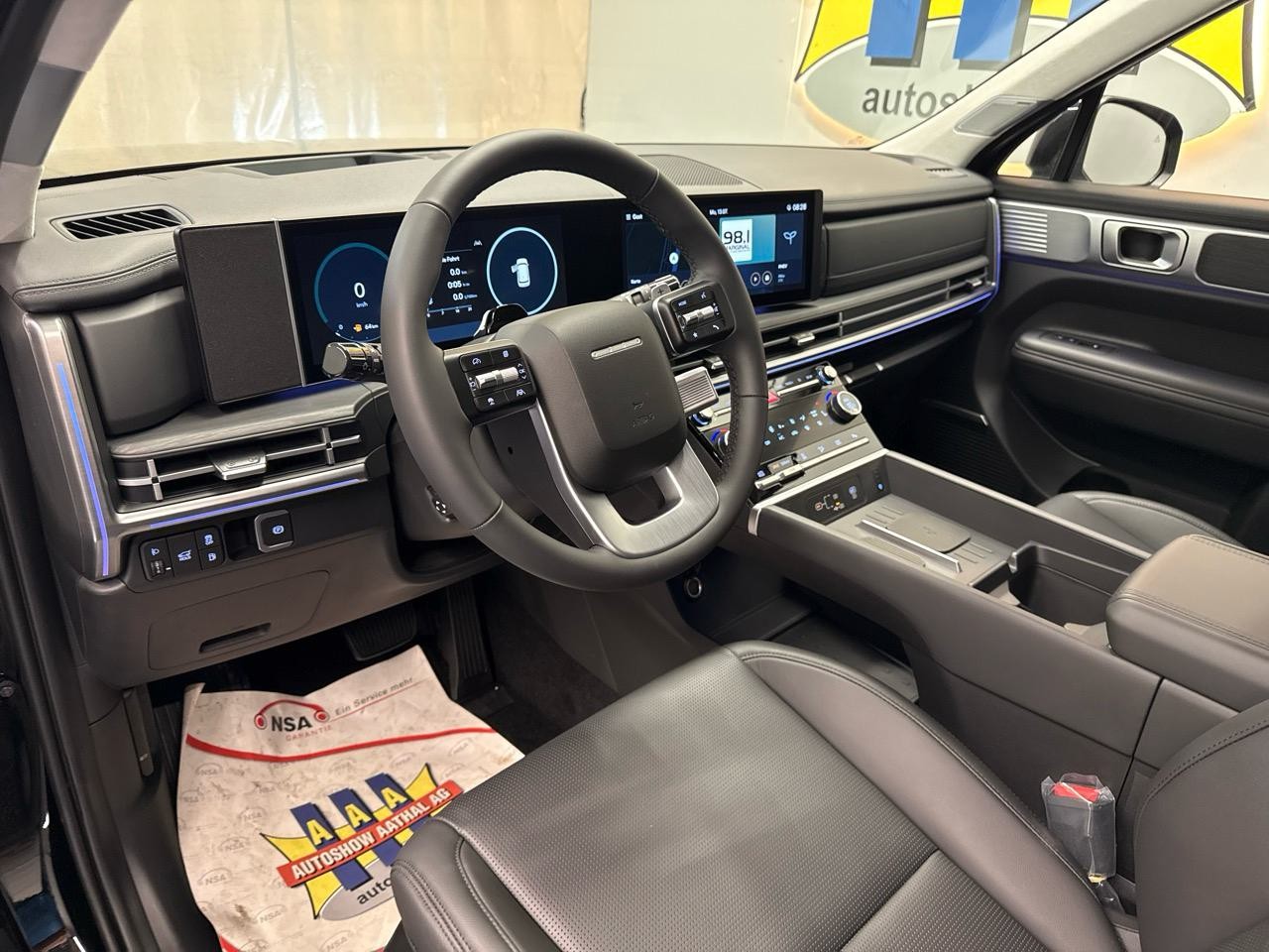 HYUNDAI Santa Fe 1.6 T-GDi PHEV Calligraphy 4WD Automatic-showroom-element-2
