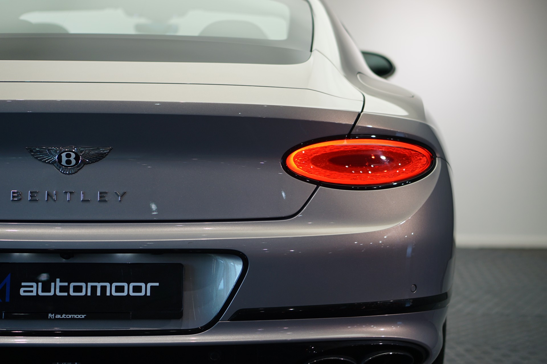 BENTLEY Continental GT 4.0 V8 *Naim* *Touring Spec* *Panoramadach*-image-29