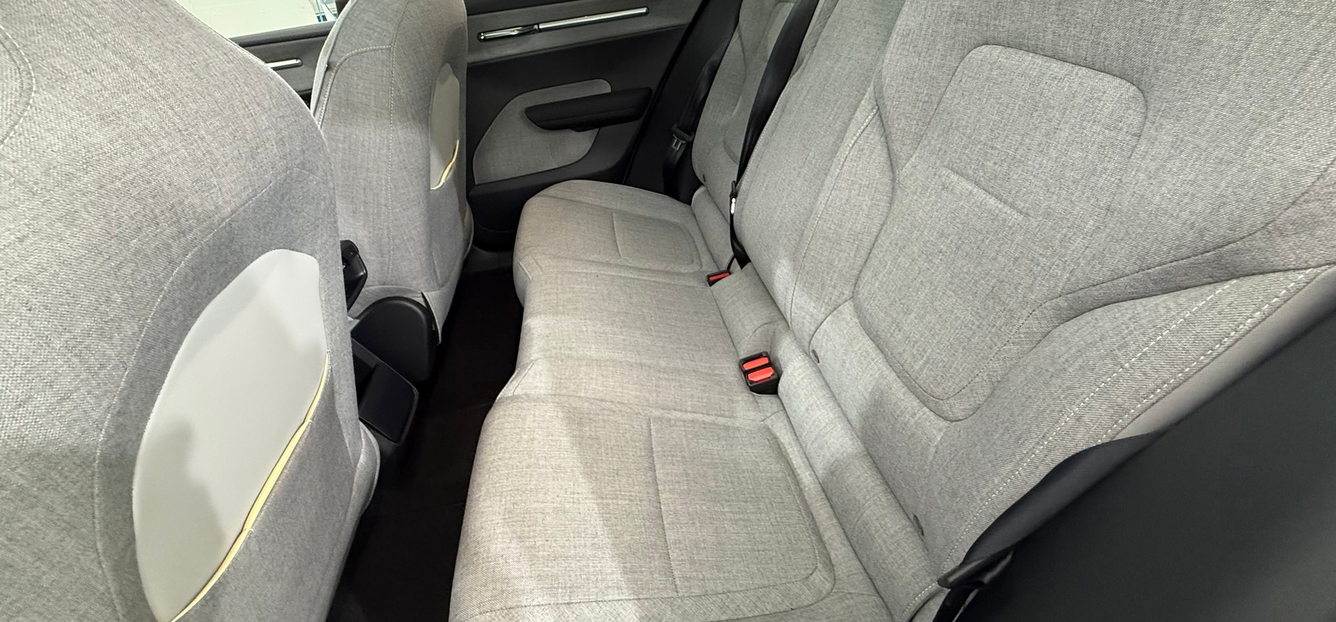 VOLVO EX 30 E60 Twin Ultra Performanc-image-6