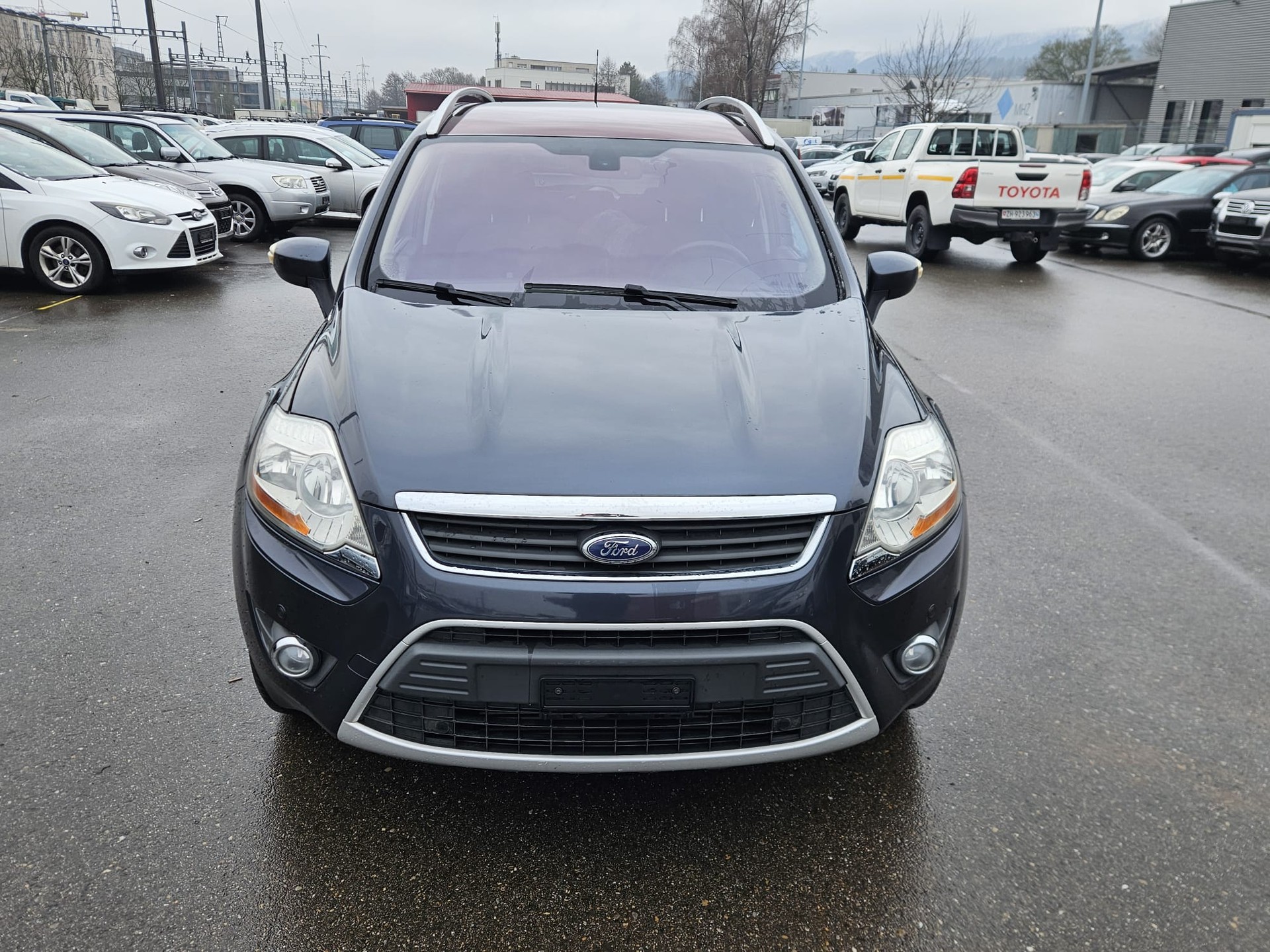 FORD Kuga 2.5 Turbo Titanium 4WD Automatic-image-2