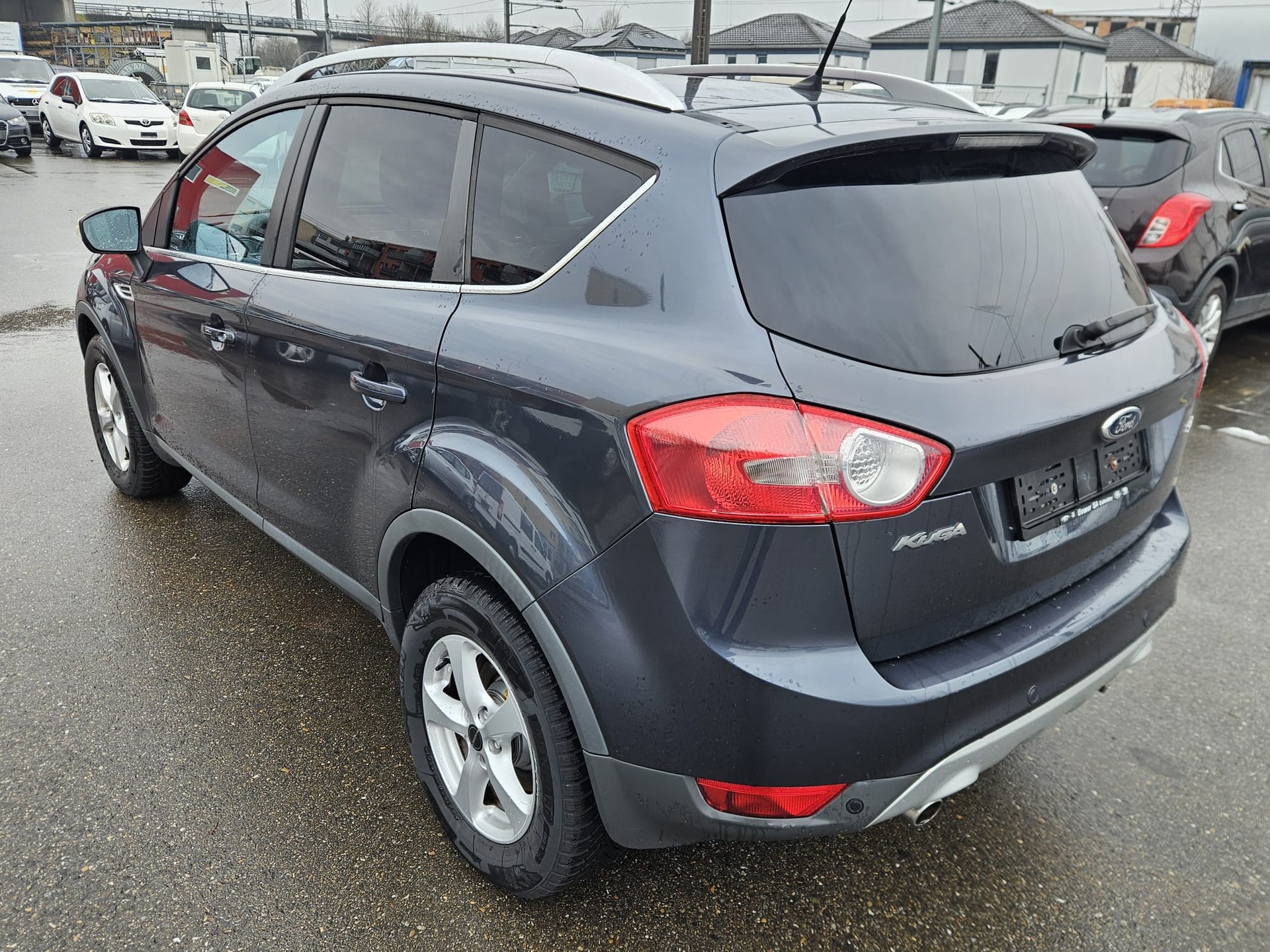 FORD Kuga 2.5 Turbo Titanium 4WD Automatic-image-5