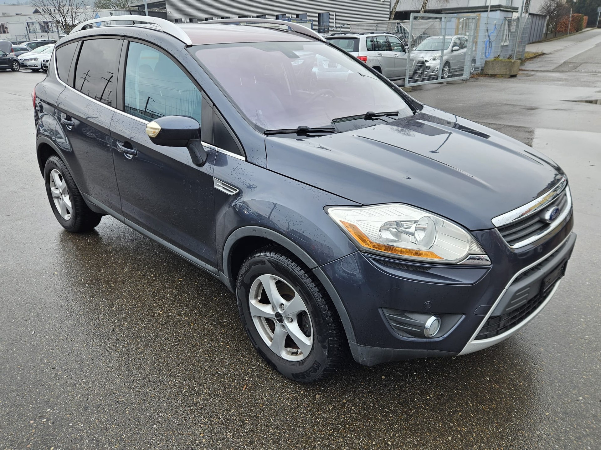 FORD Kuga 2.5 Turbo Titanium 4WD Automatic-image-1