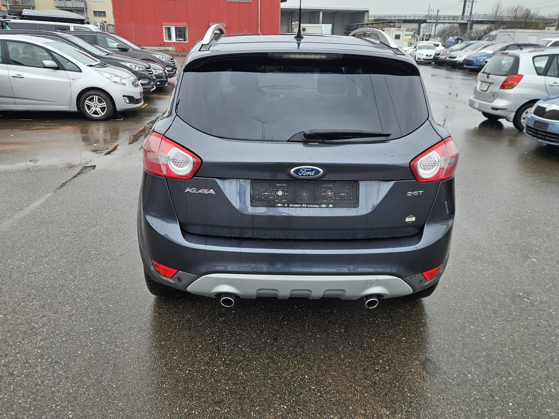 FORD Kuga 2.5 Turbo Titanium 4WD Automatic-image-3