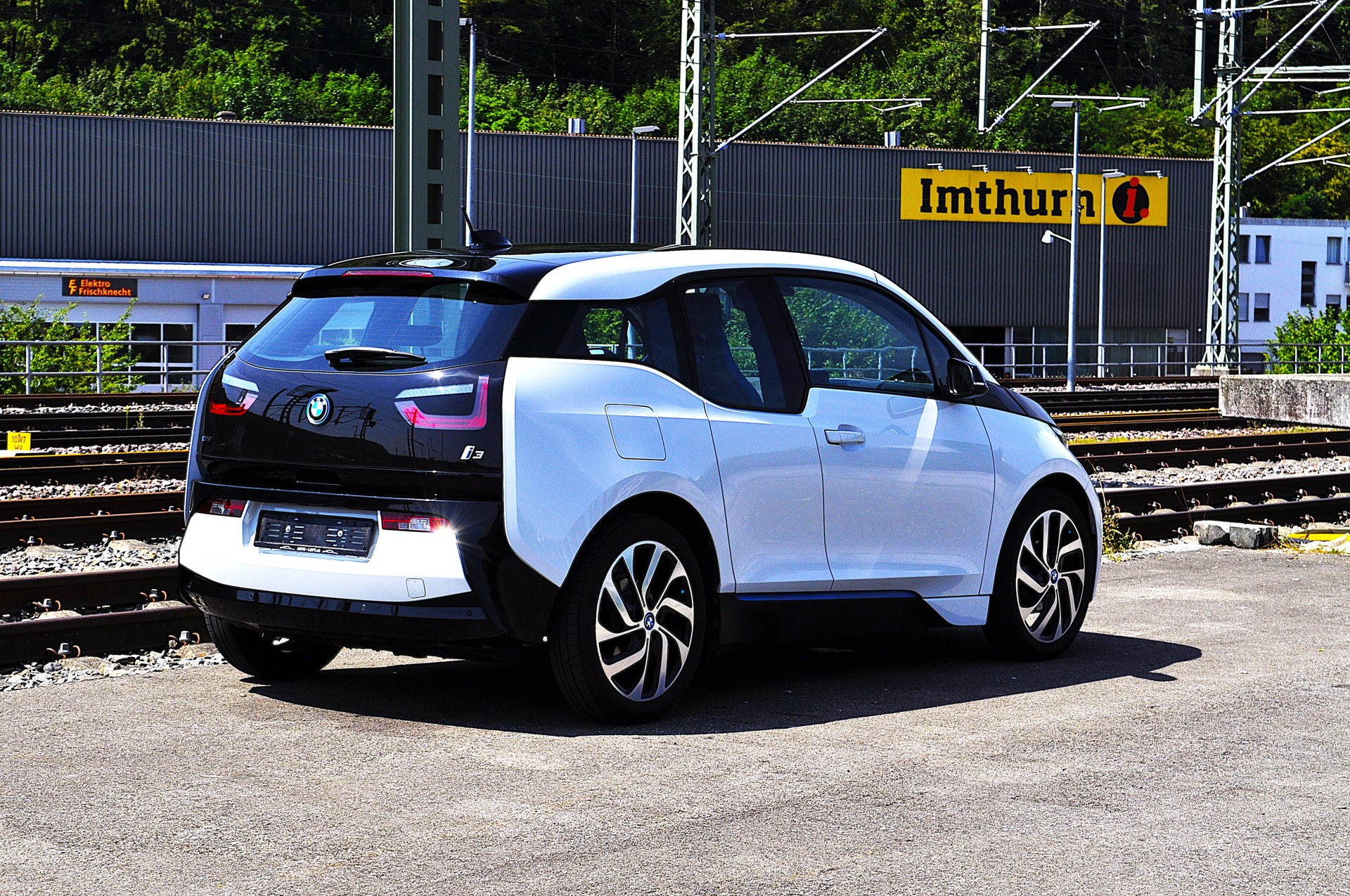 BMW i3 (94Ah)-image-5