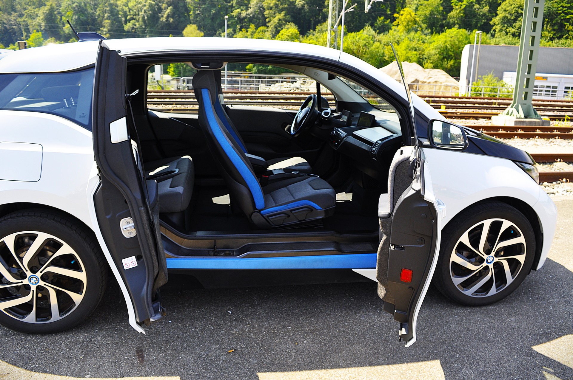 BMW i3 (94Ah)-image-7