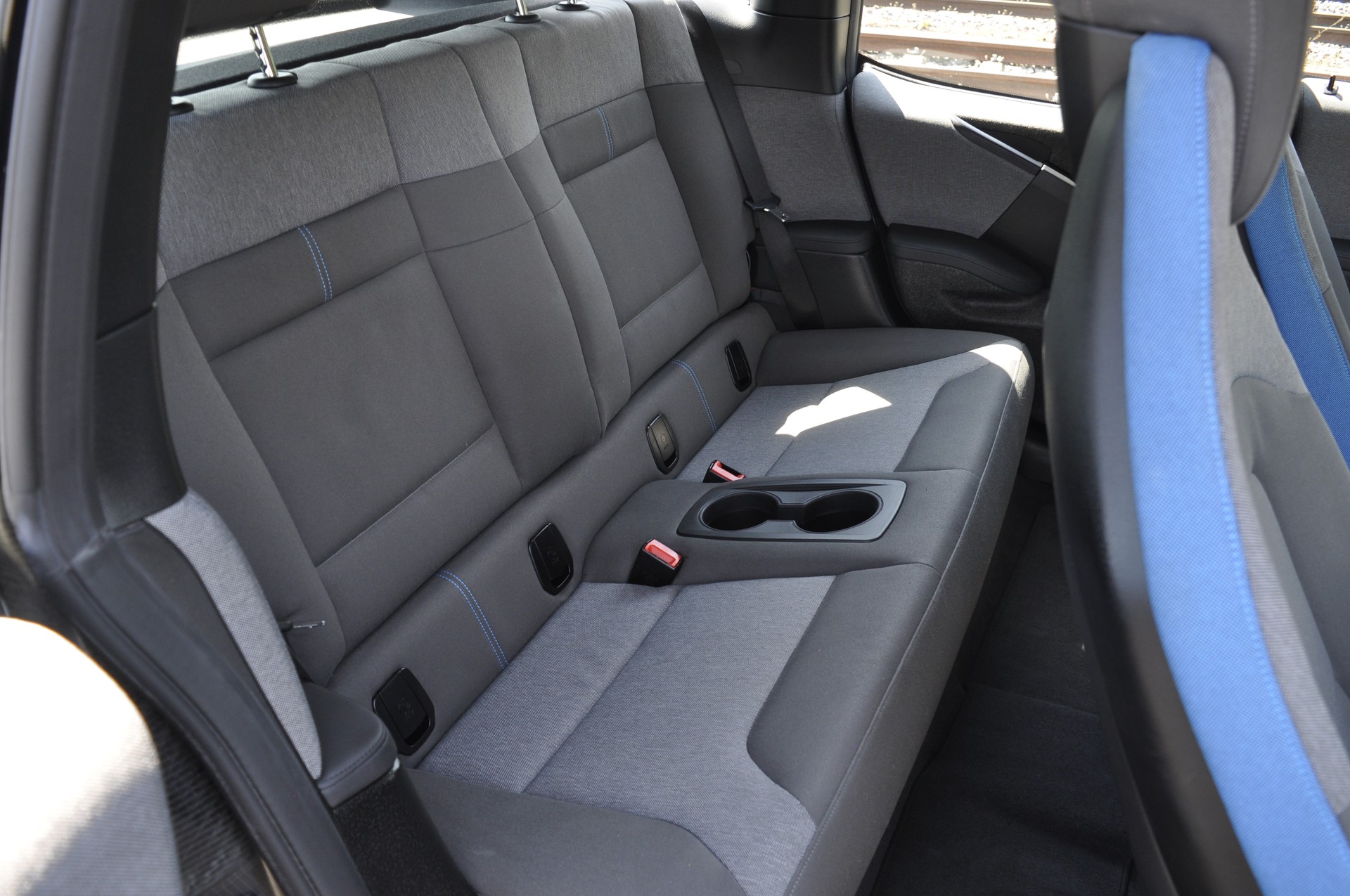 BMW i3 (94Ah)-image-9