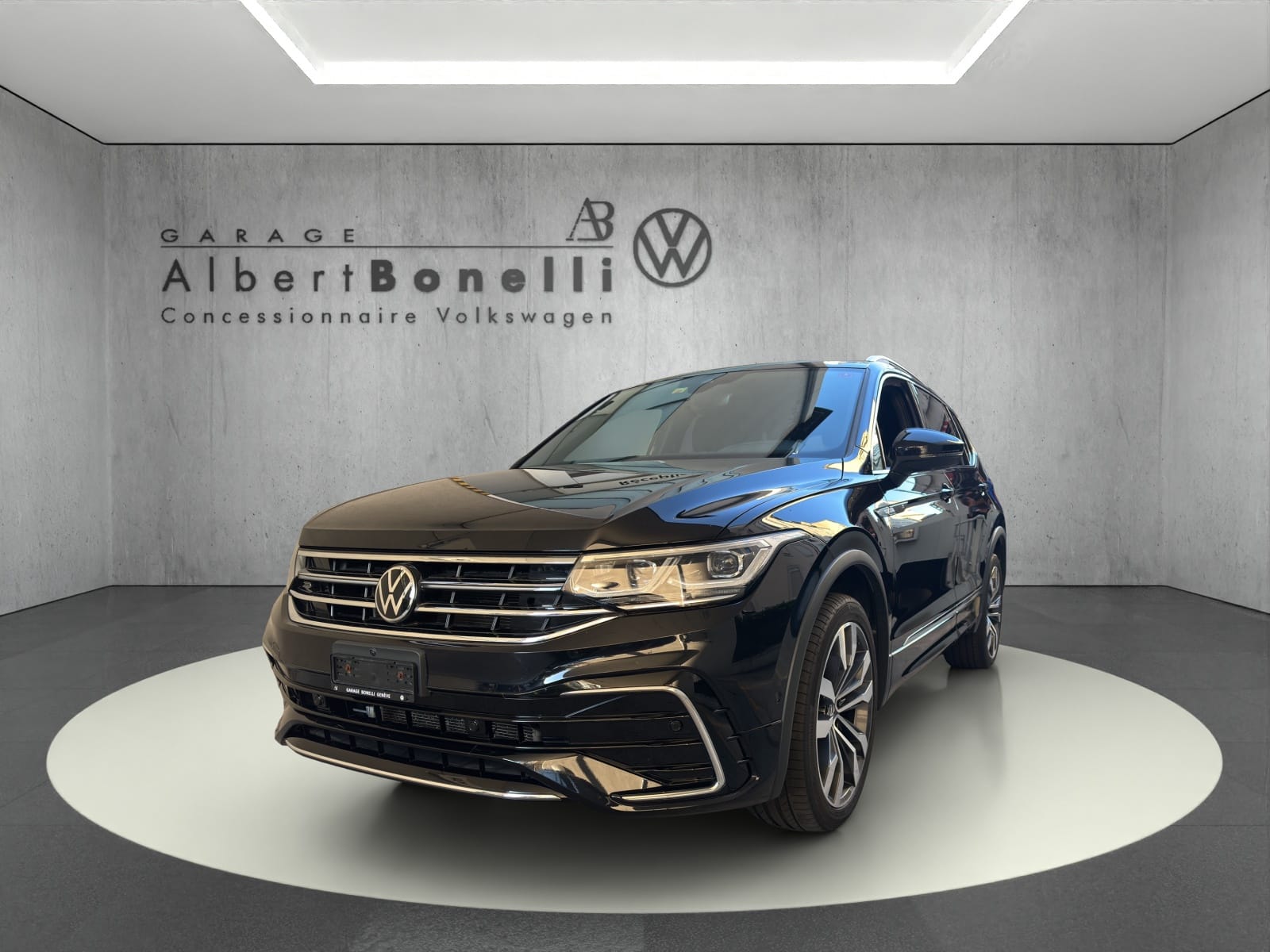 VW Tiguan Allspace 2.0TSI R-Line 4Motion DSG