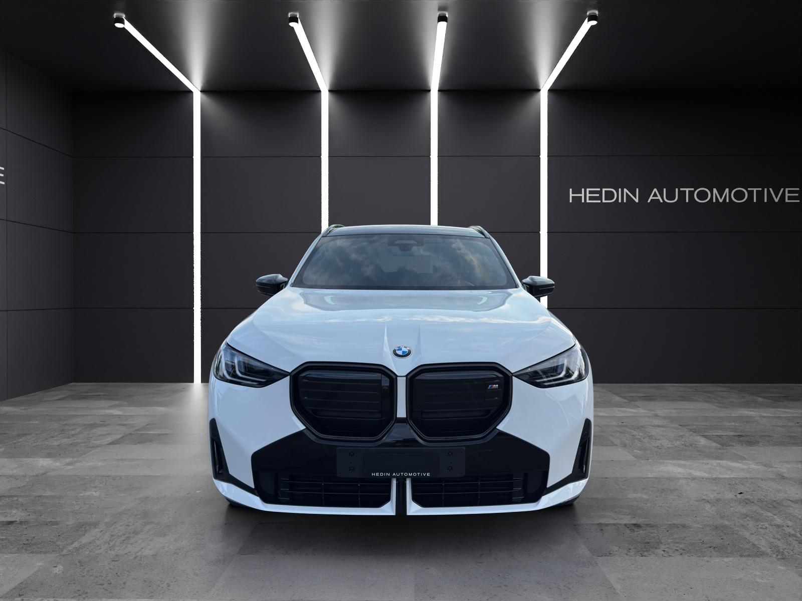 BMW X3 M50i-showroom-element-1