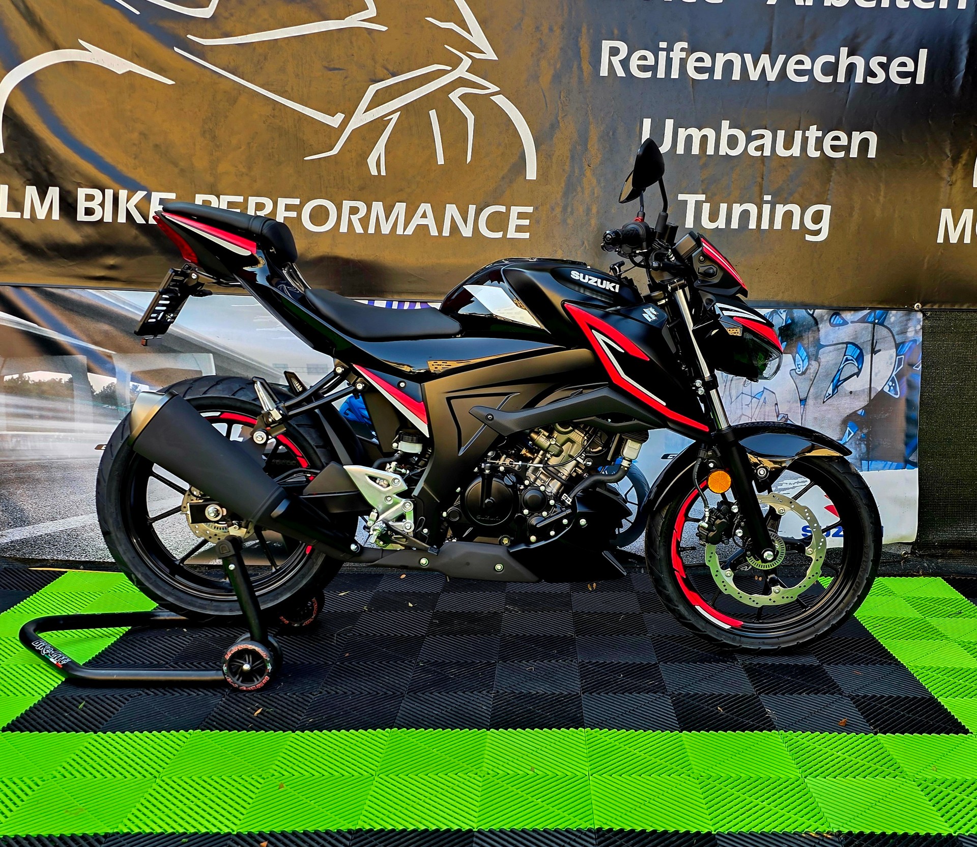SUZUKI GSX-S 125-image-0